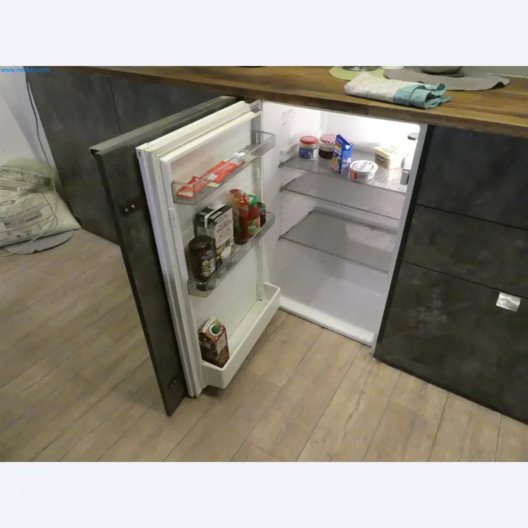 Machines from the carpentry & furniture construction sector-3