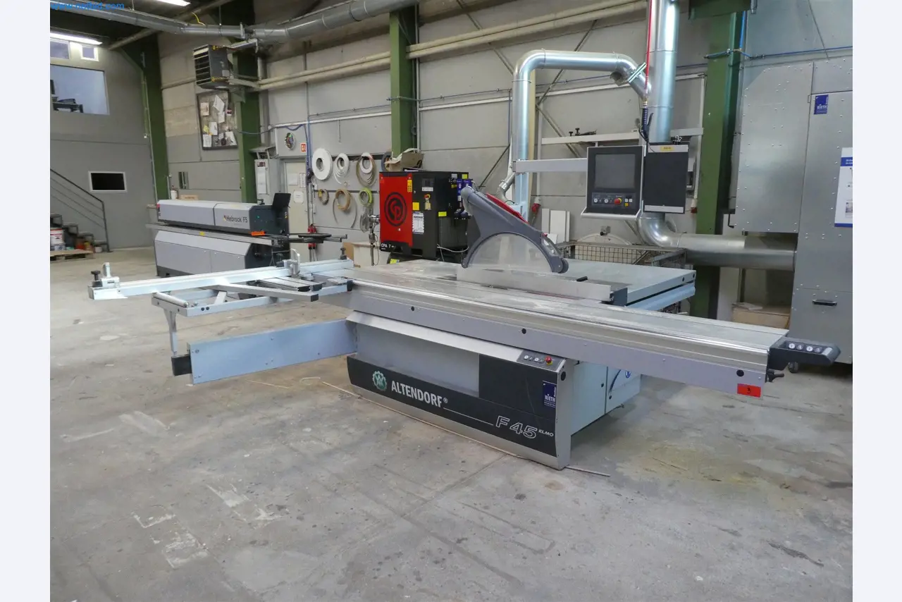 Machines from the carpentry & furniture construction sector-3