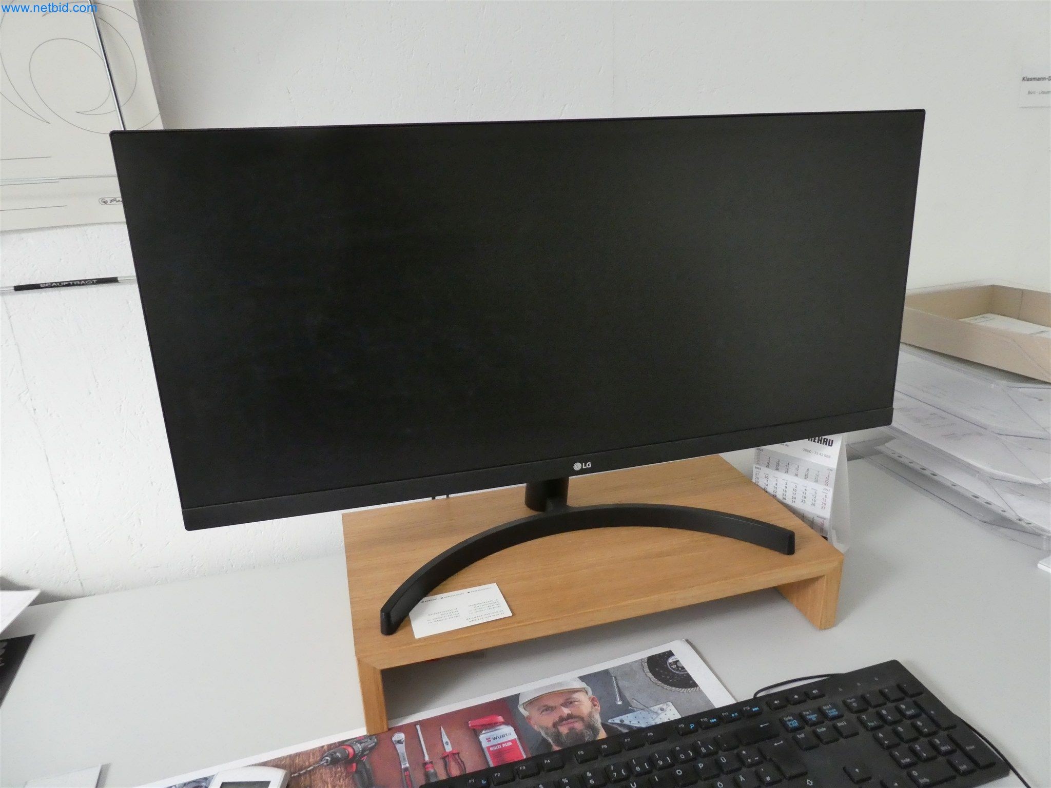 Machines from the carpentry & furniture construction sector-1