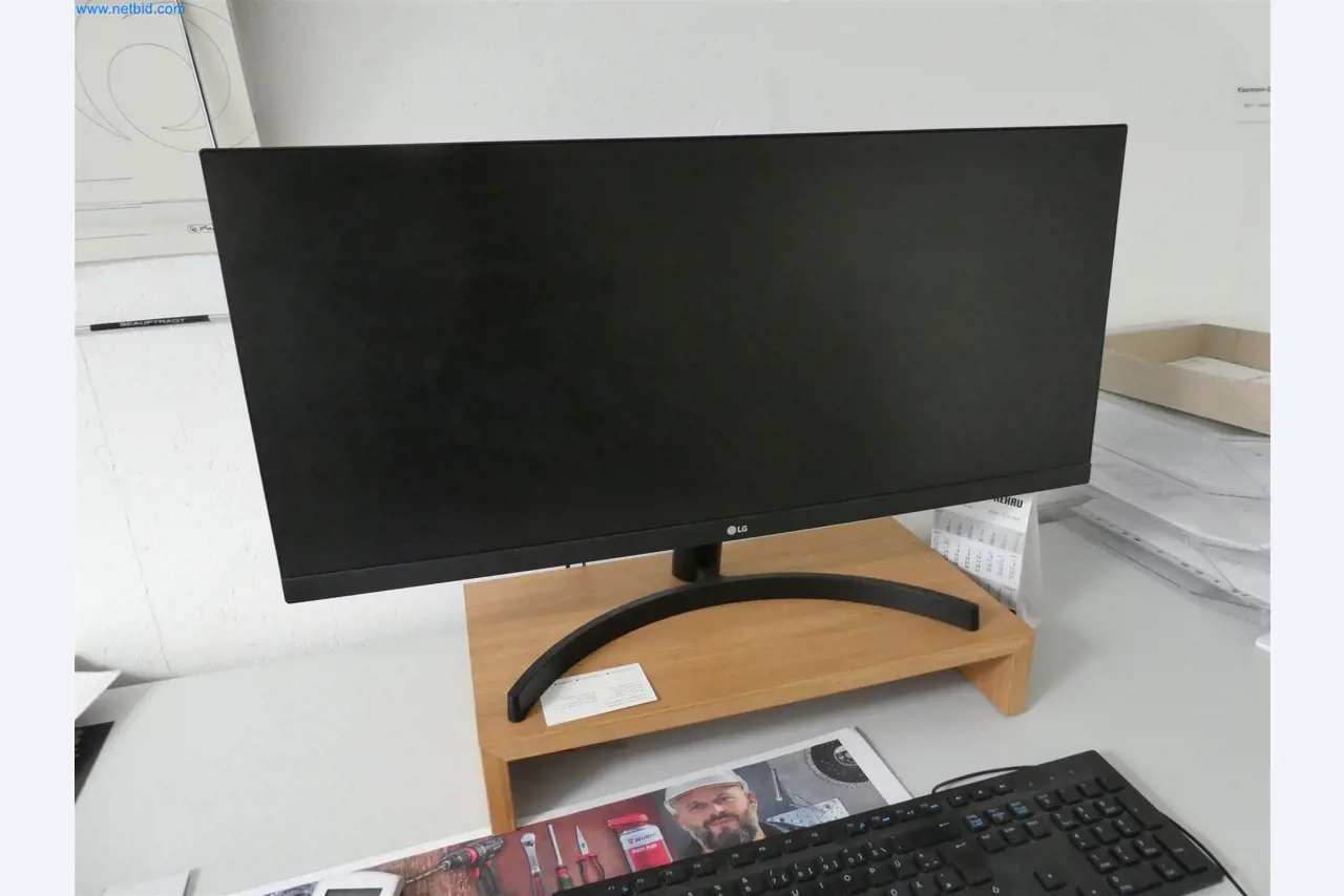 Machines from the carpentry & furniture construction sector-1