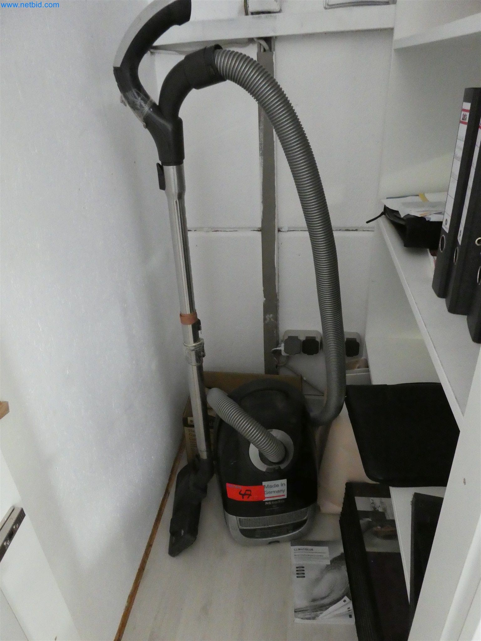 Machines from the carpentry & furniture construction sector-3