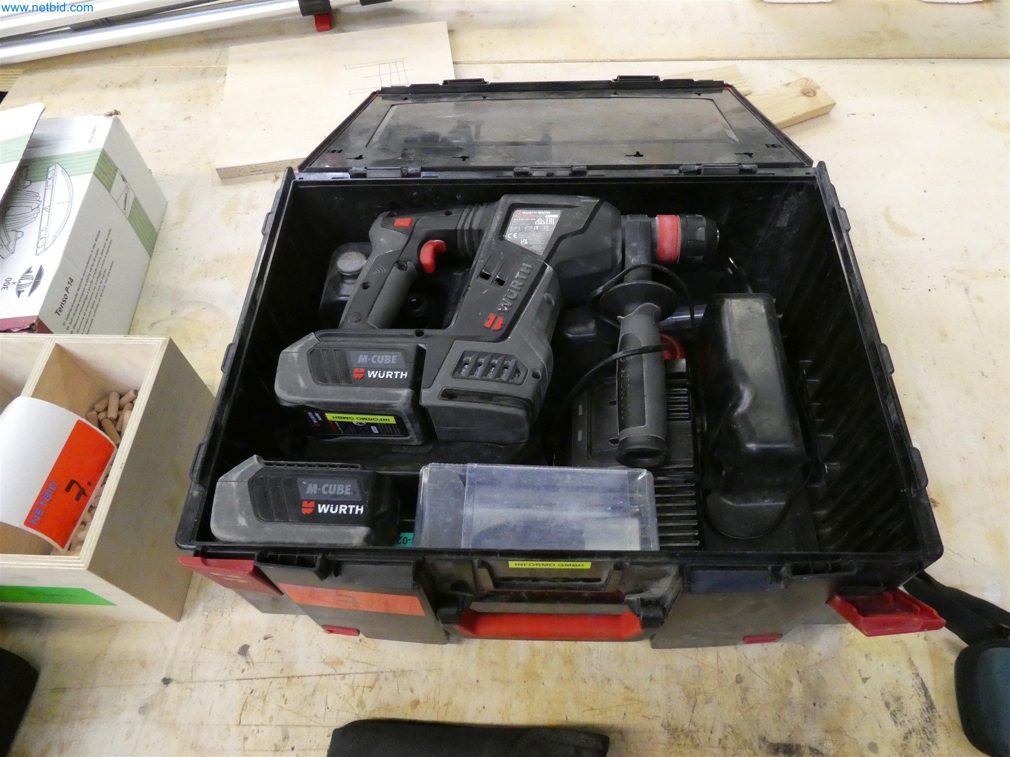 Machines from the carpentry & furniture construction sector-8