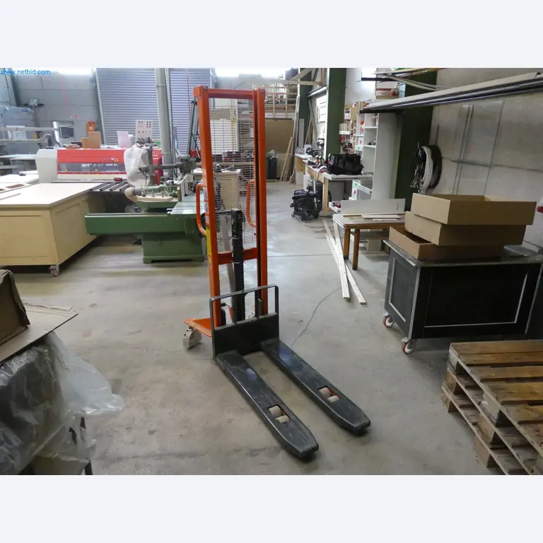 Machines from the carpentry & furniture construction sector-2