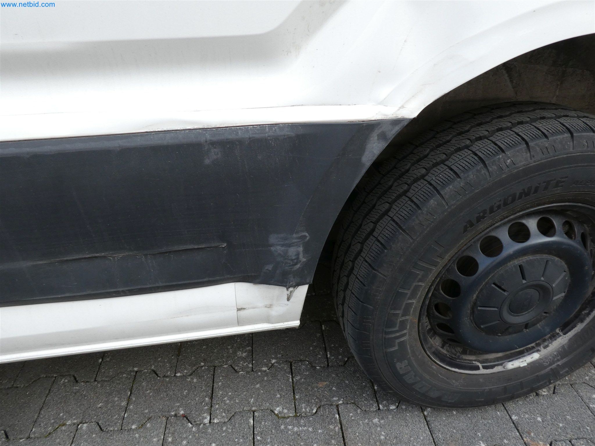 Maschinen aus dem Bereich Schreinerei & Möbelbau -10