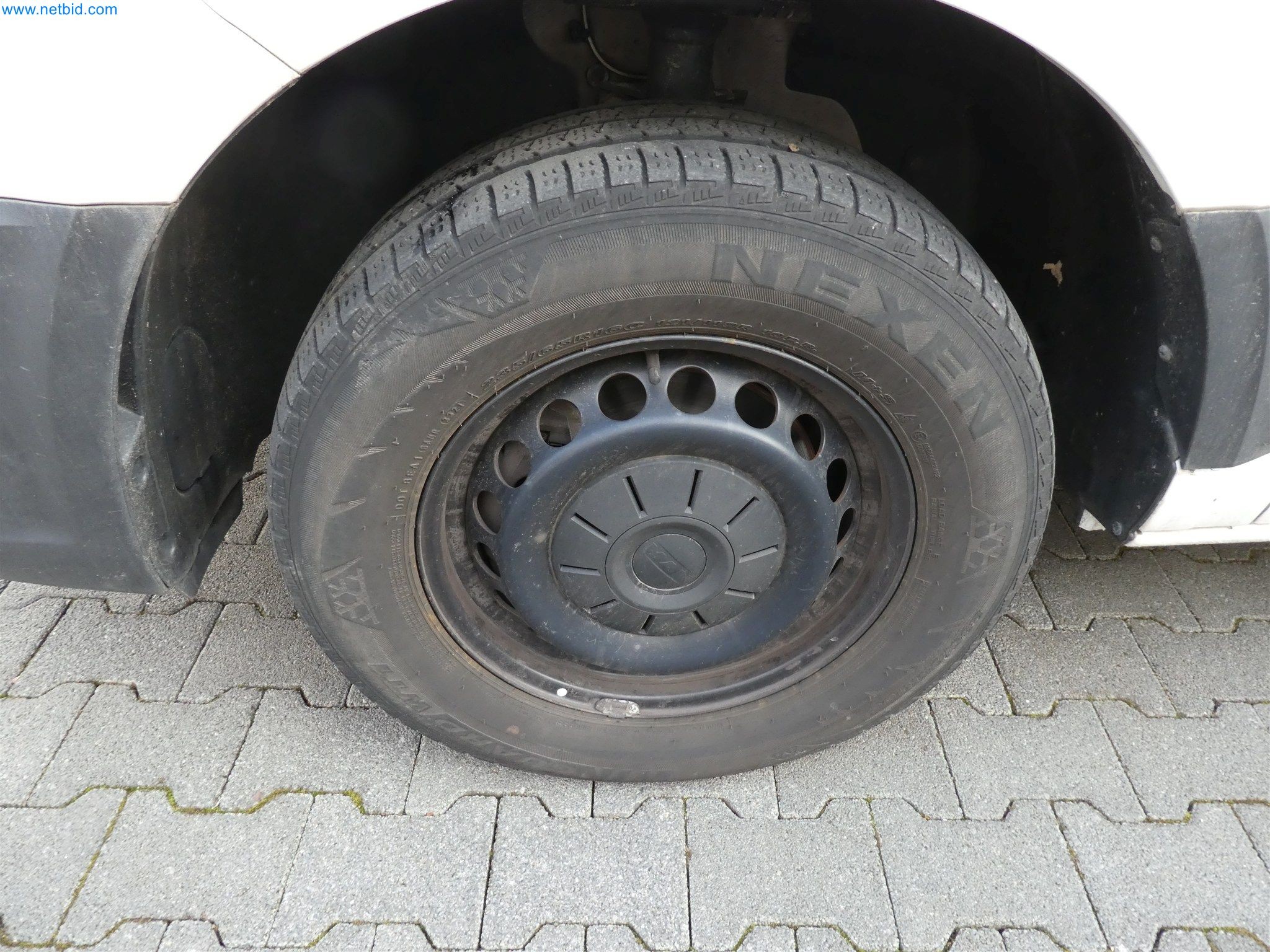 Maschinen aus dem Bereich Schreinerei & Möbelbau -12