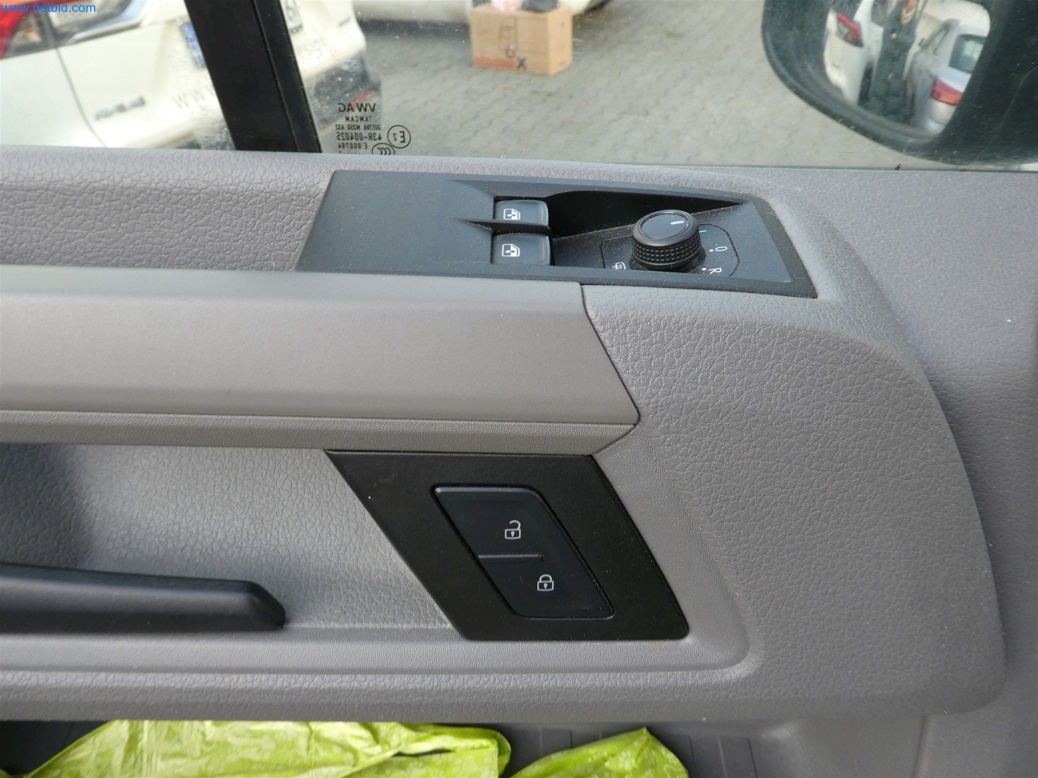 Maschinen aus dem Bereich Schreinerei & Möbelbau -23