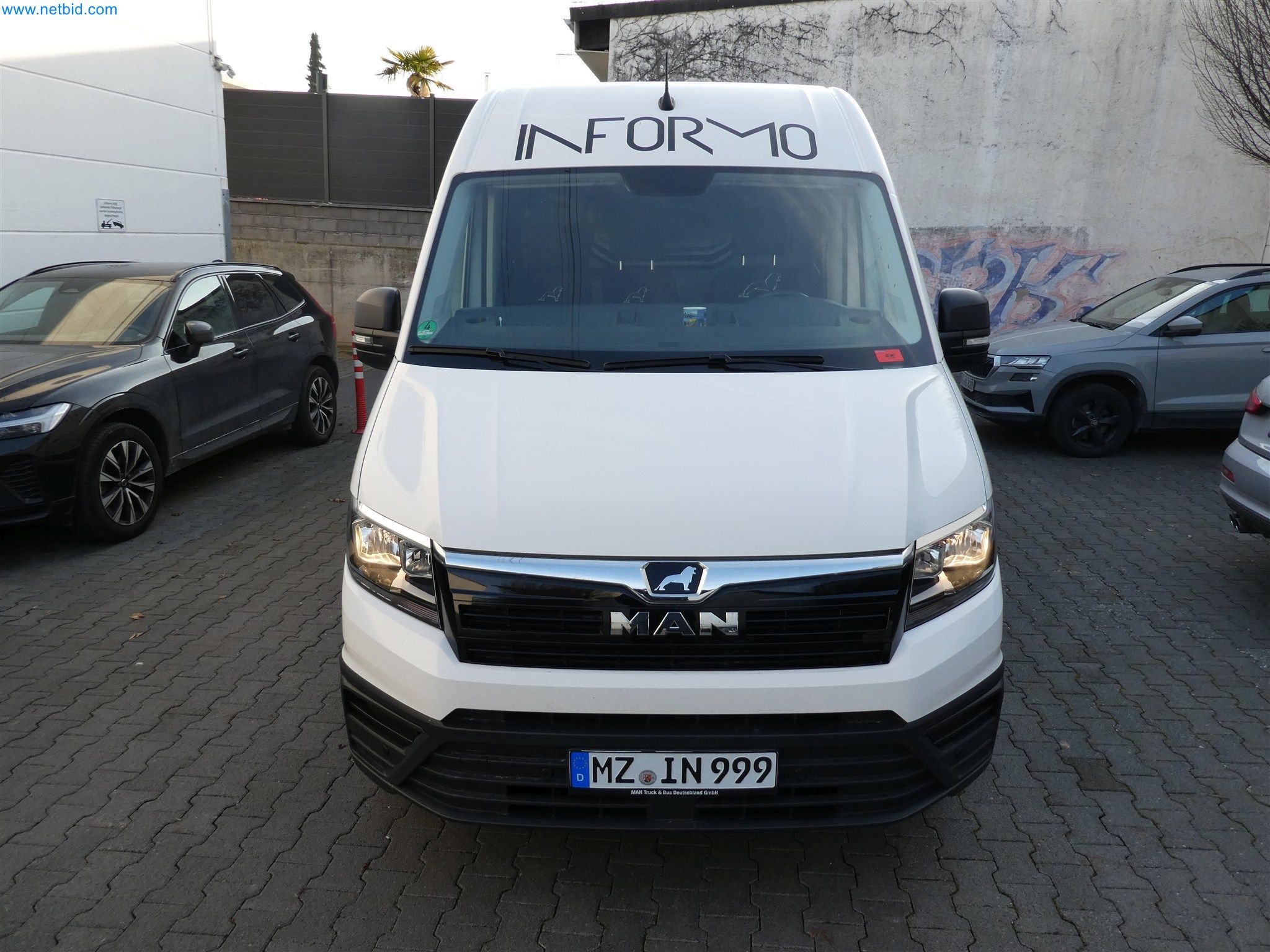 Maschinen aus dem Bereich Schreinerei & Möbelbau -5