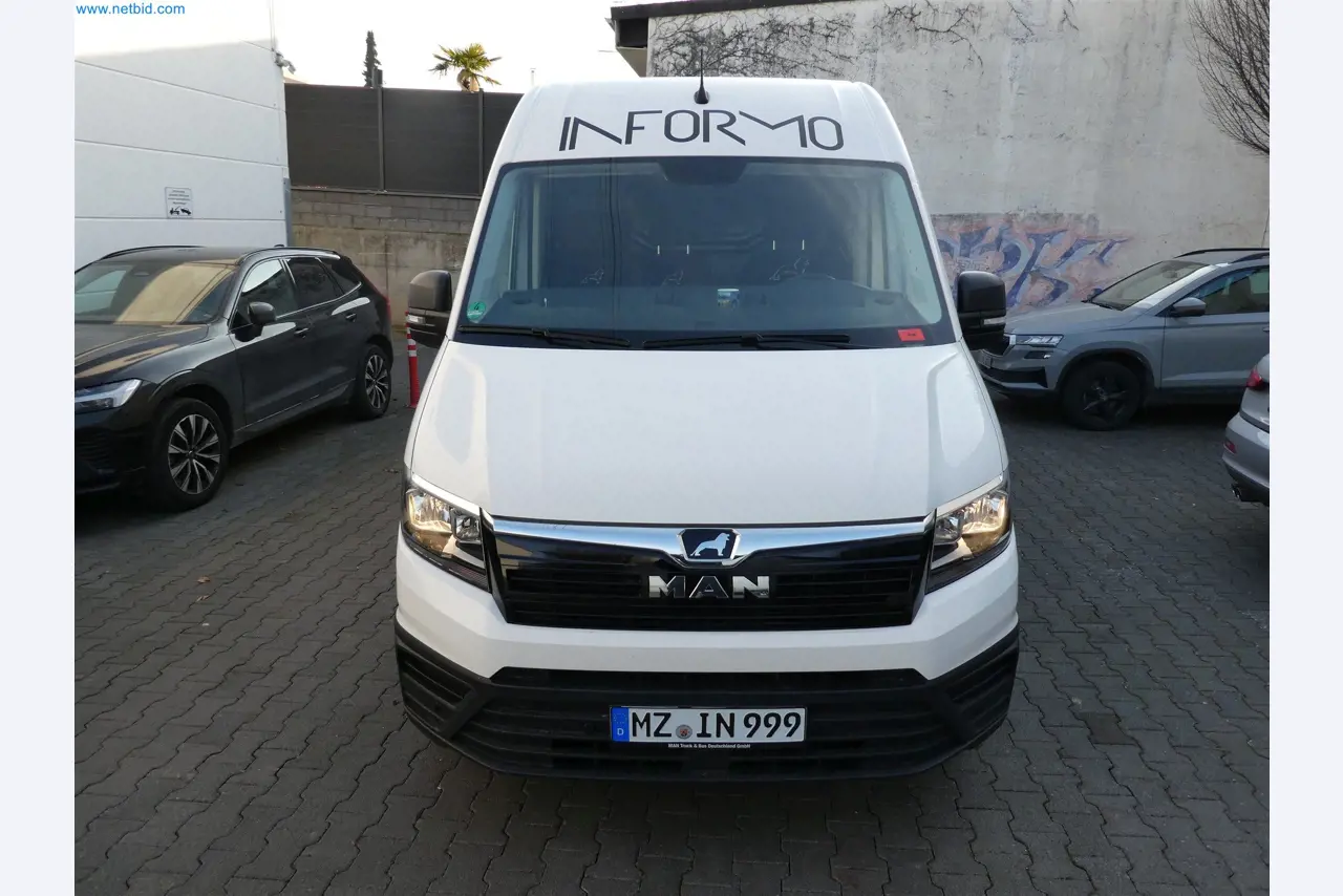 Machines du secteur de la menuiserie et de l'ameublement-5