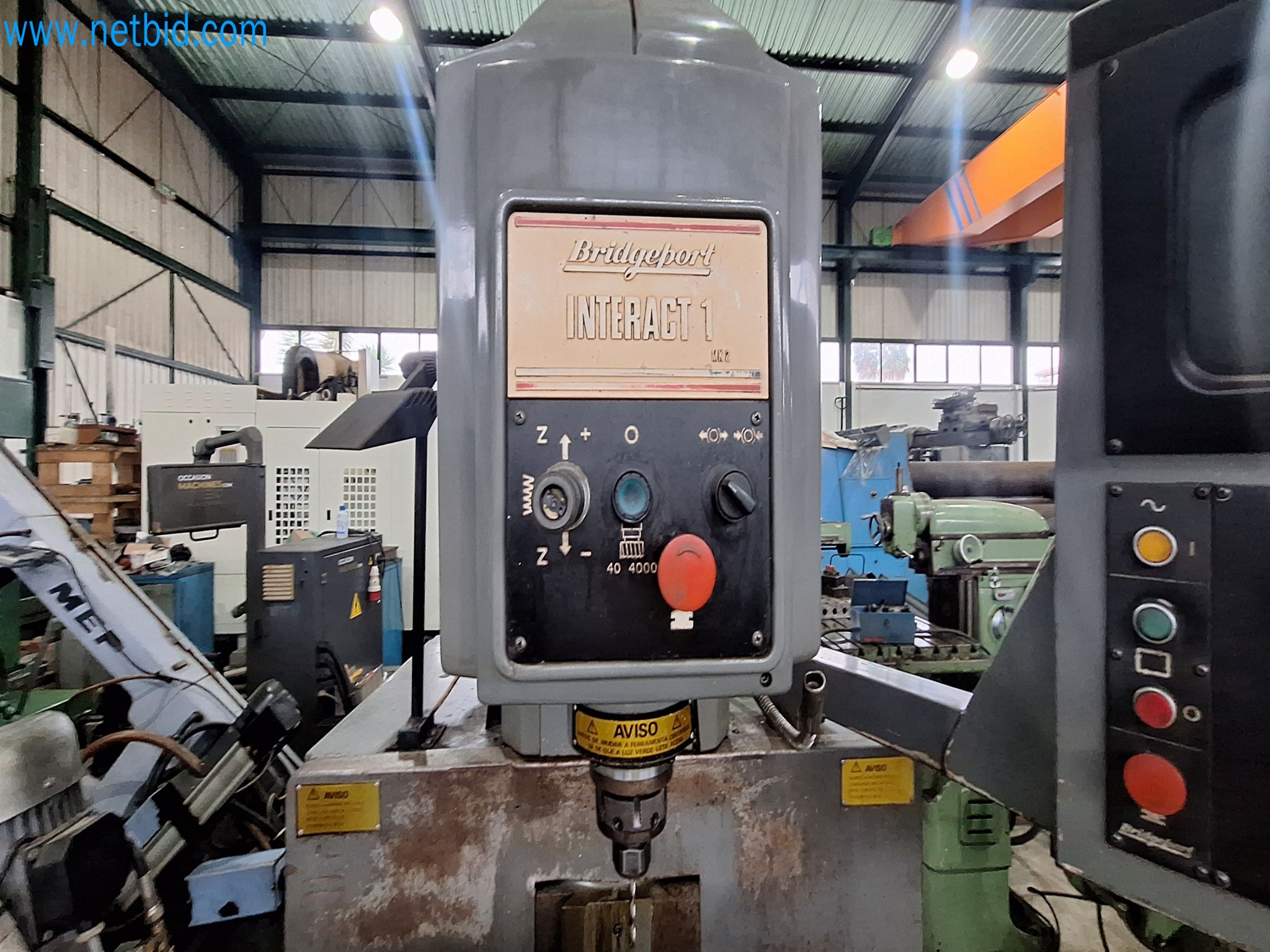 Vários veículos a motor-10