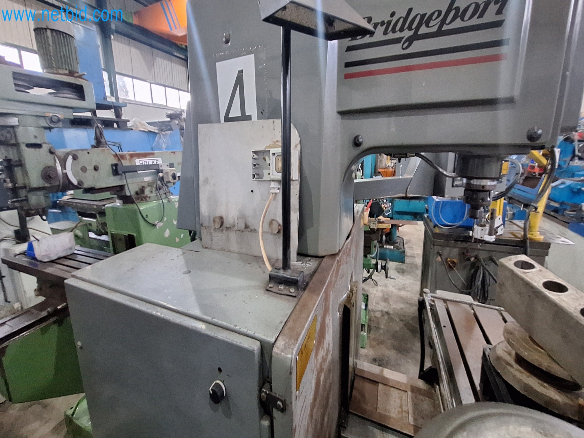 Vários veículos a motor-17