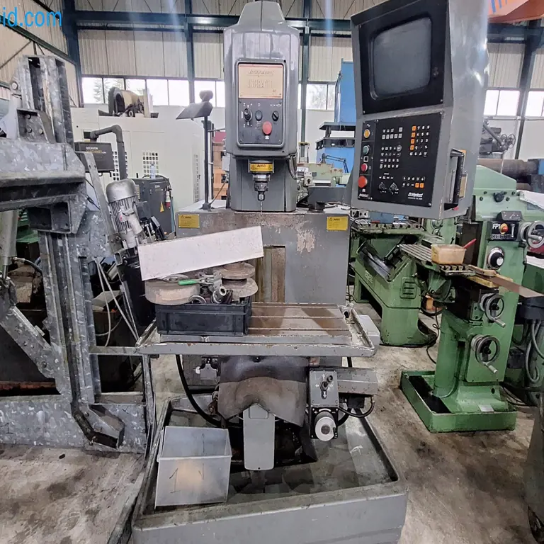 Fresadora CNC CNC Bridgport Interact 1