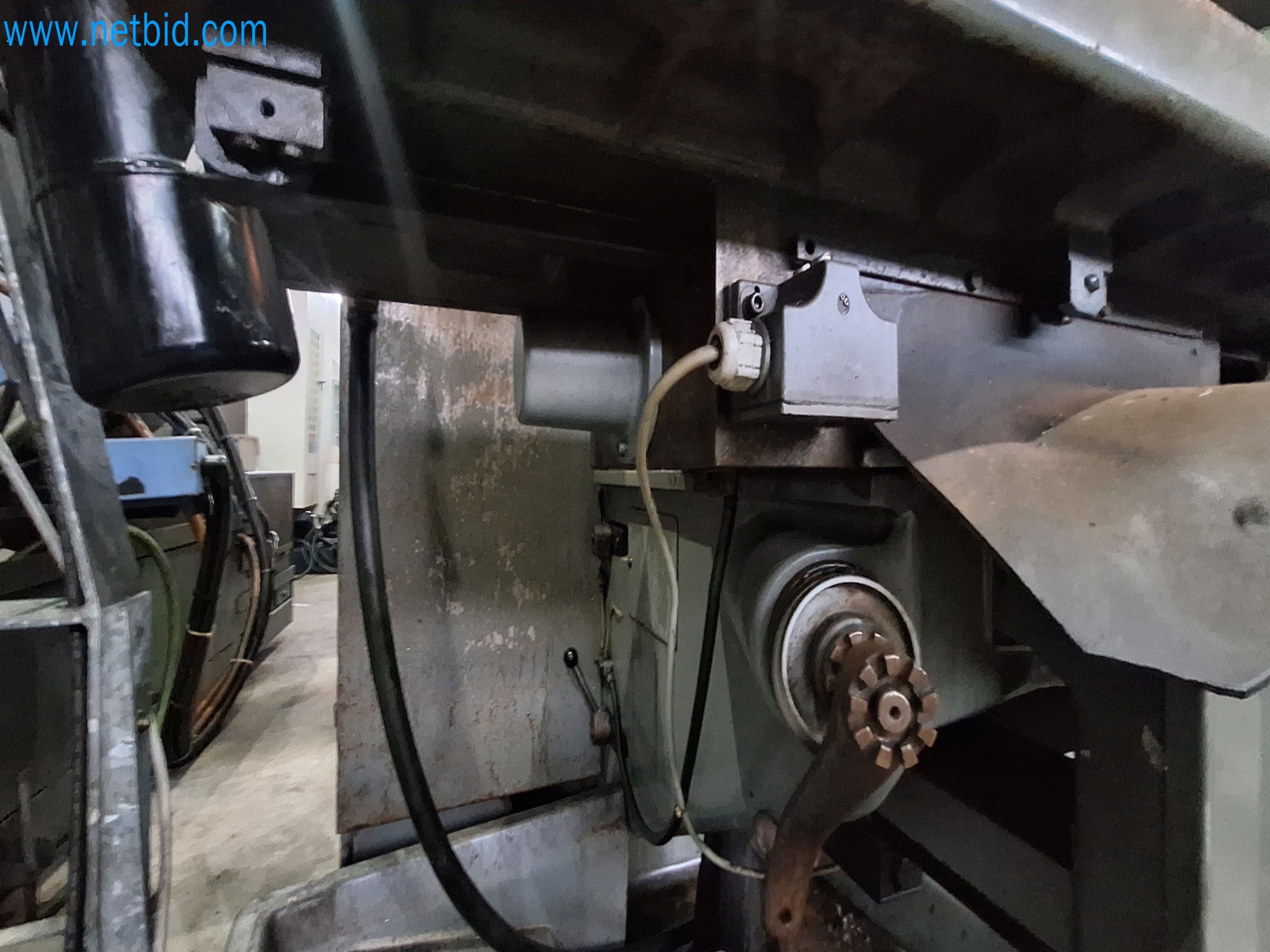 Vários veículos a motor-9