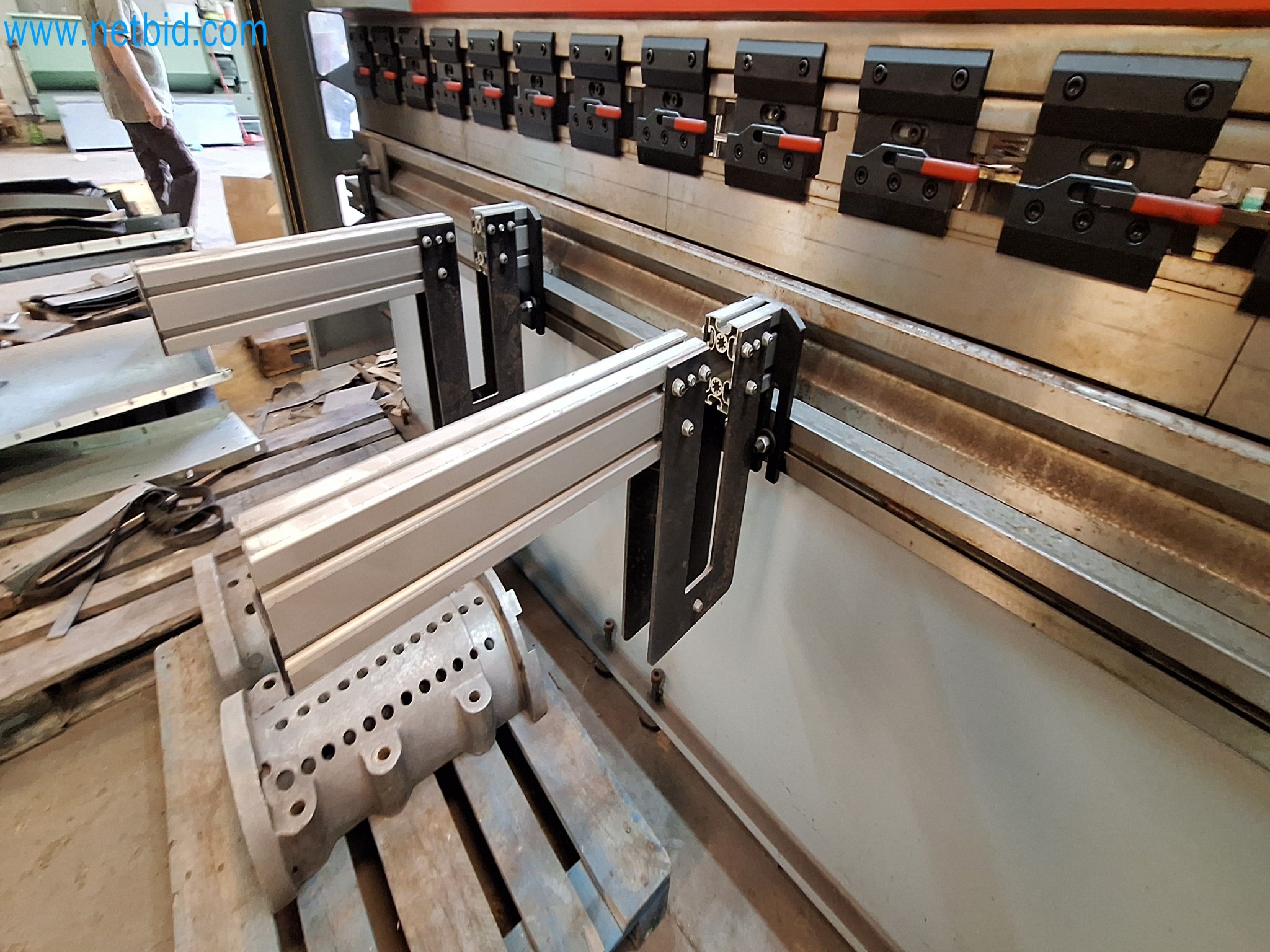 Vários veículos a motor-5