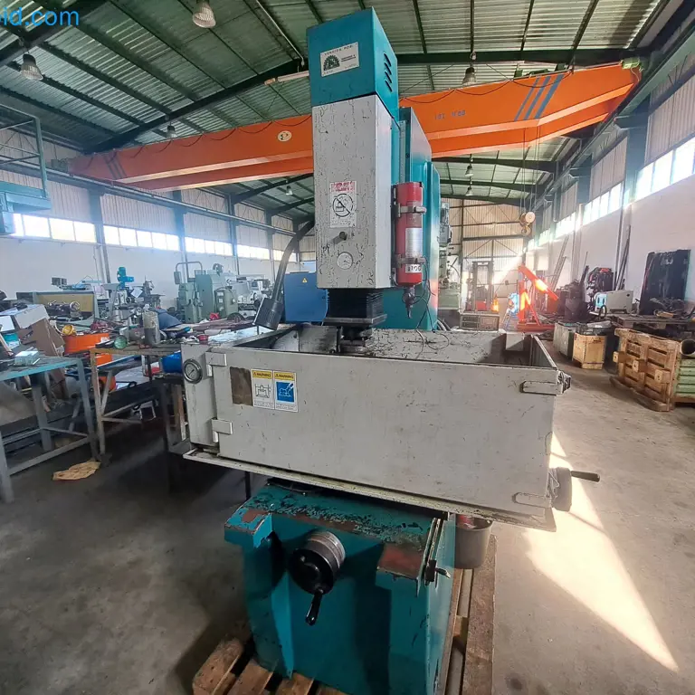 EDM-Erodiermaschine JITEN
