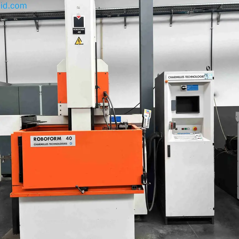 Senkerodiermaschine CHARMILLES ROBOFORM 40