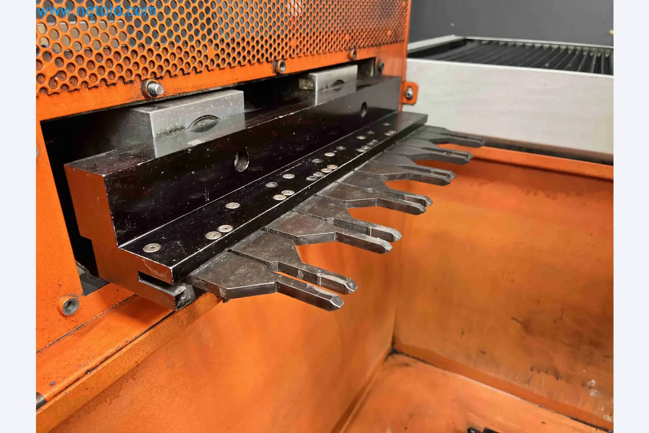 Komplette Werkstatten-Schließung – Hochwertige Maschinen für die Metallbearbeitung-5