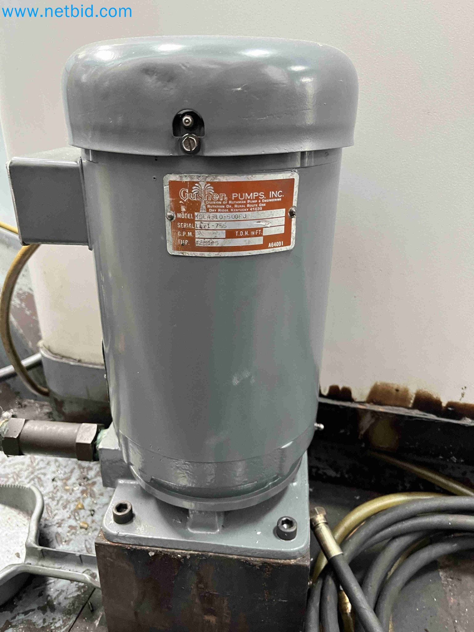 Aukce kovozpracujících stroju z nekolika uzavrených podniku v Portugalsku-13