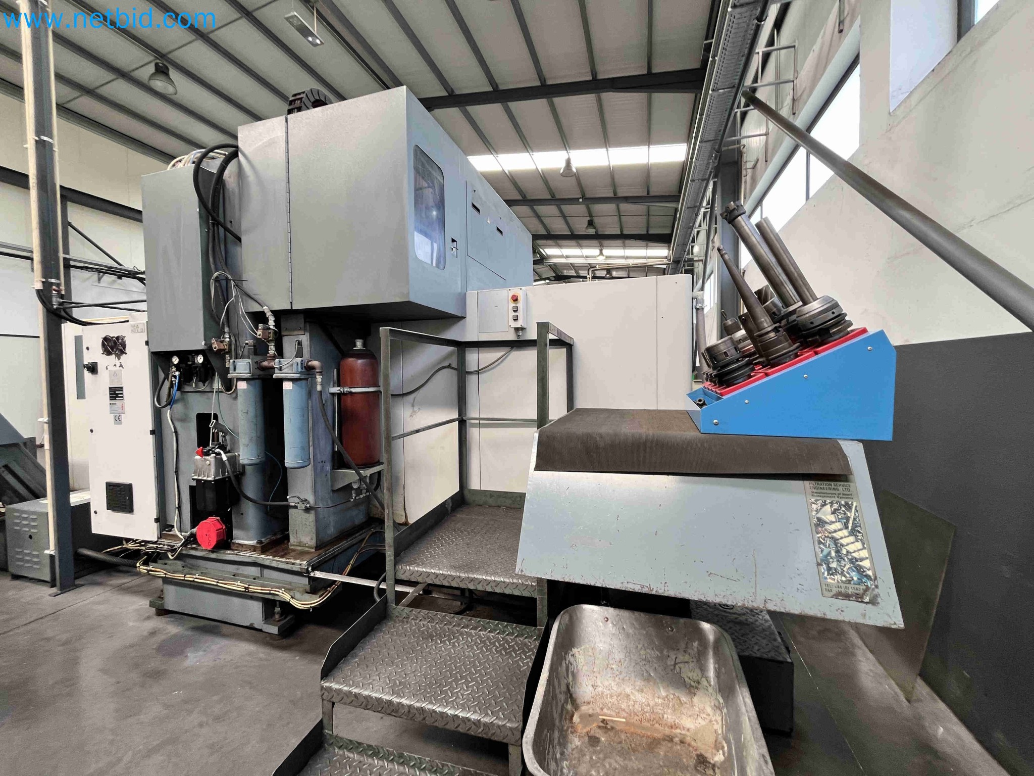 Aukce kovozpracujících stroju z nekolika uzavrených podniku v Portugalsku-14