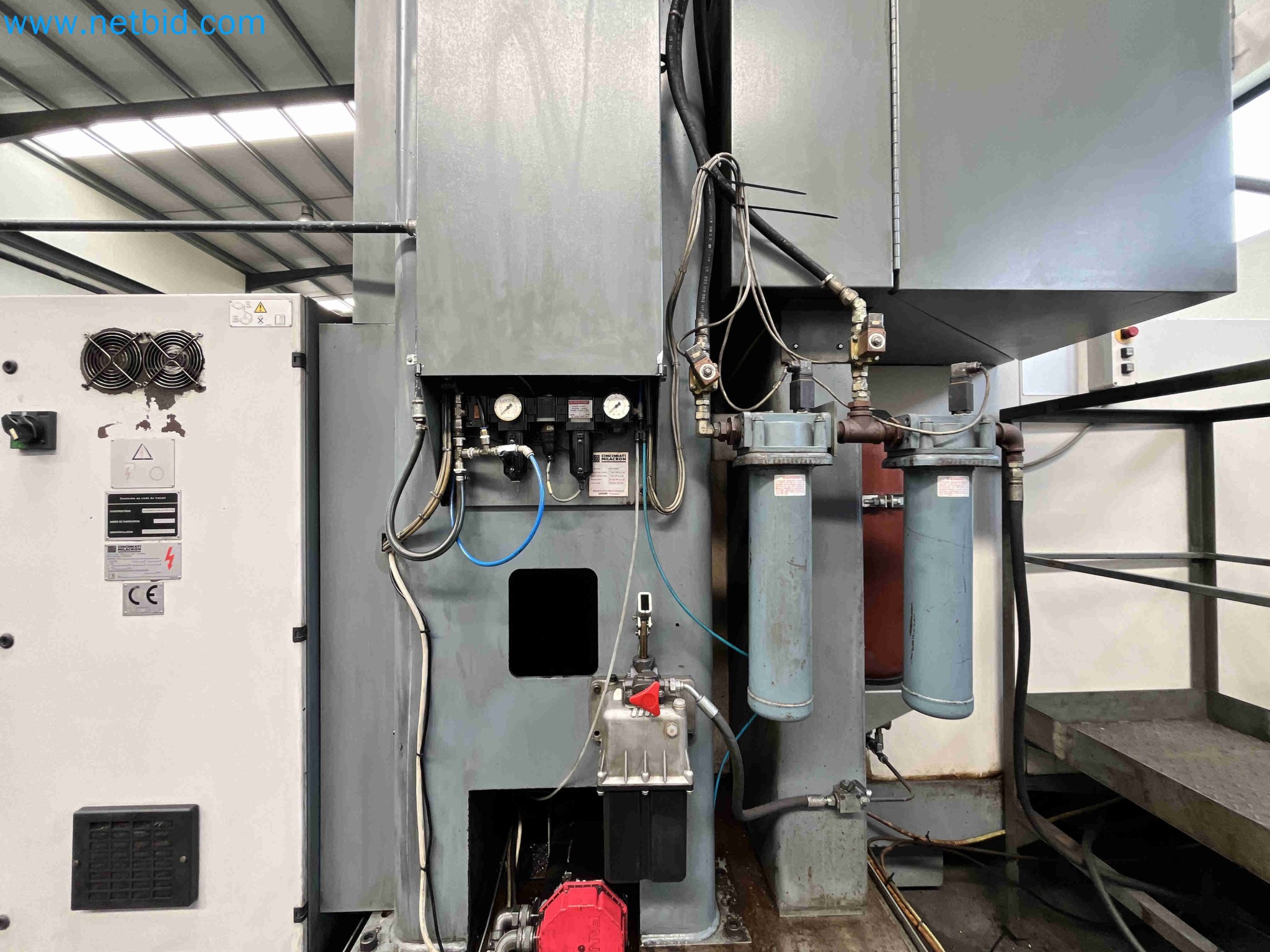 Aukce kovozpracujících stroju z nekolika uzavrených podniku v Portugalsku-15