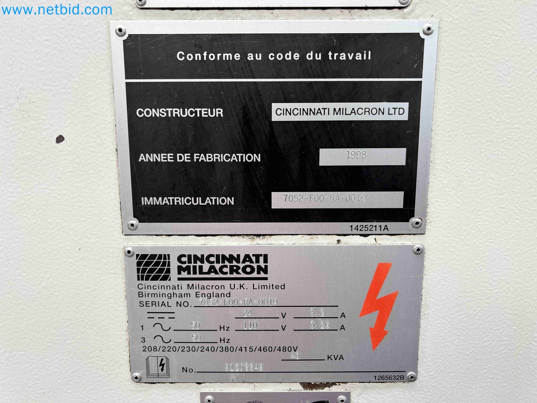 Aukce kovozpracujících stroju z nekolika uzavrených podniku v Portugalsku-20