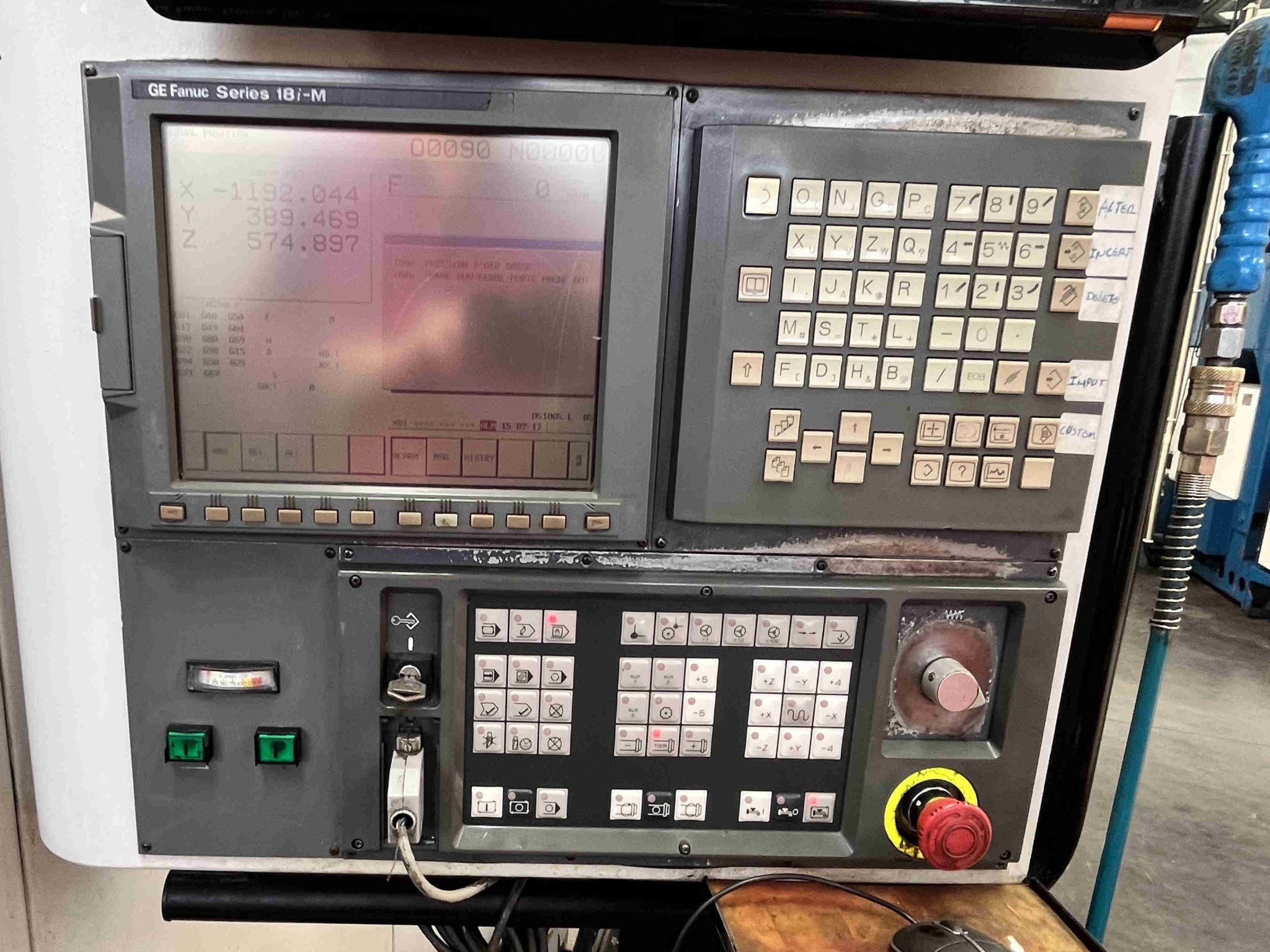 Aukce kovozpracujících stroju z nekolika uzavrených podniku v Portugalsku-8