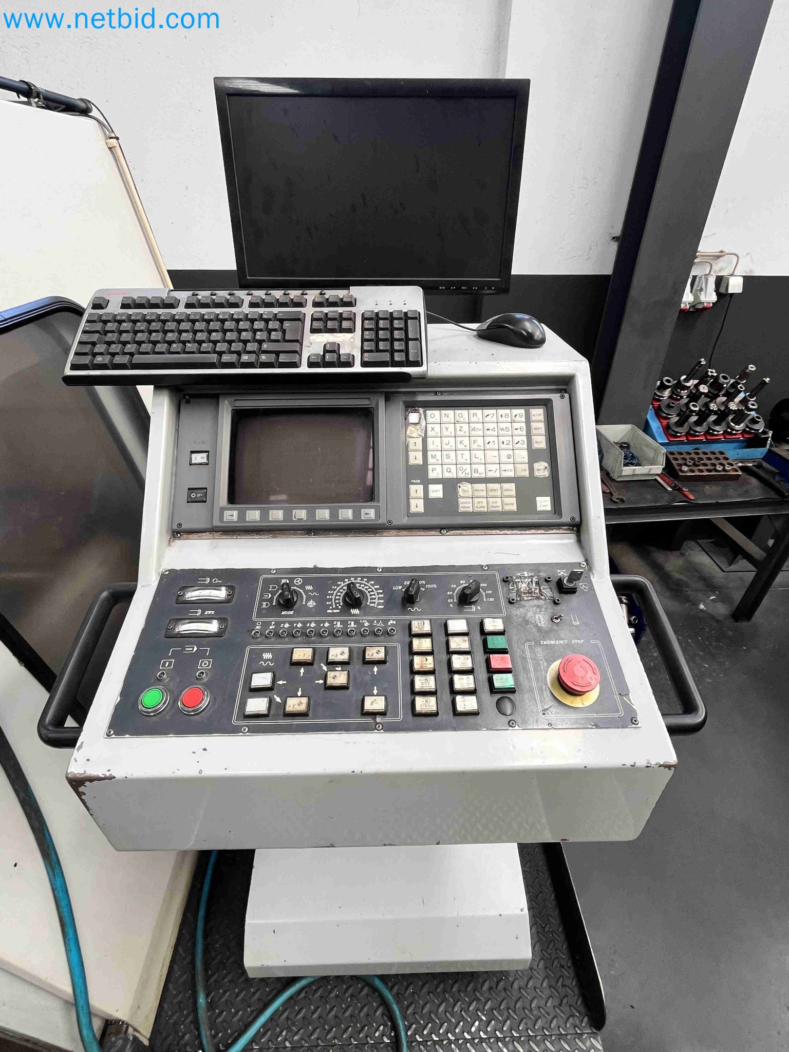 Vente aux enchères de machines-outils provenant de plusieurs fermetures d'entreprises au Portugal-3