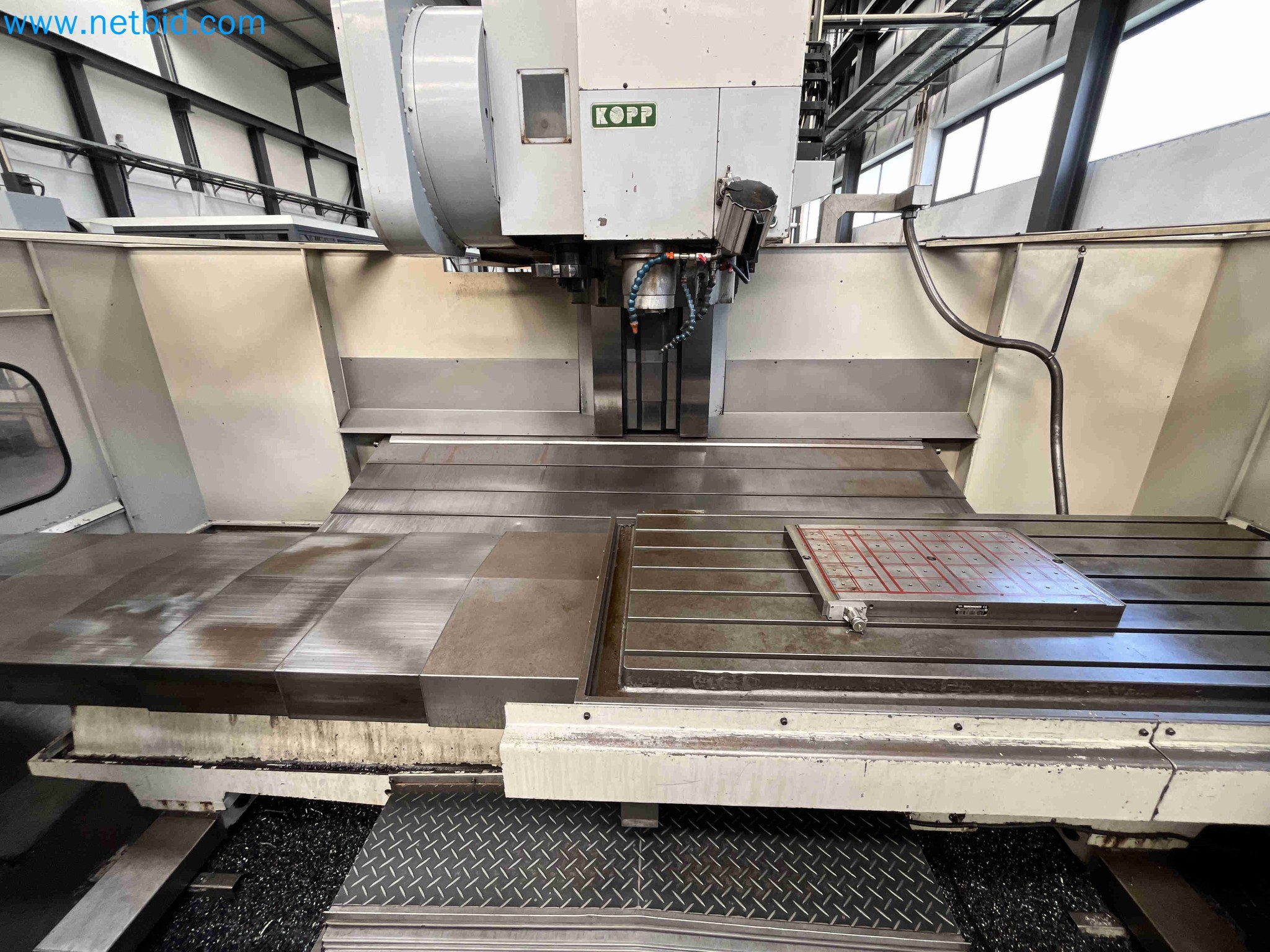 Vente aux enchères de machines-outils provenant de plusieurs fermetures d'entreprises au Portugal-6