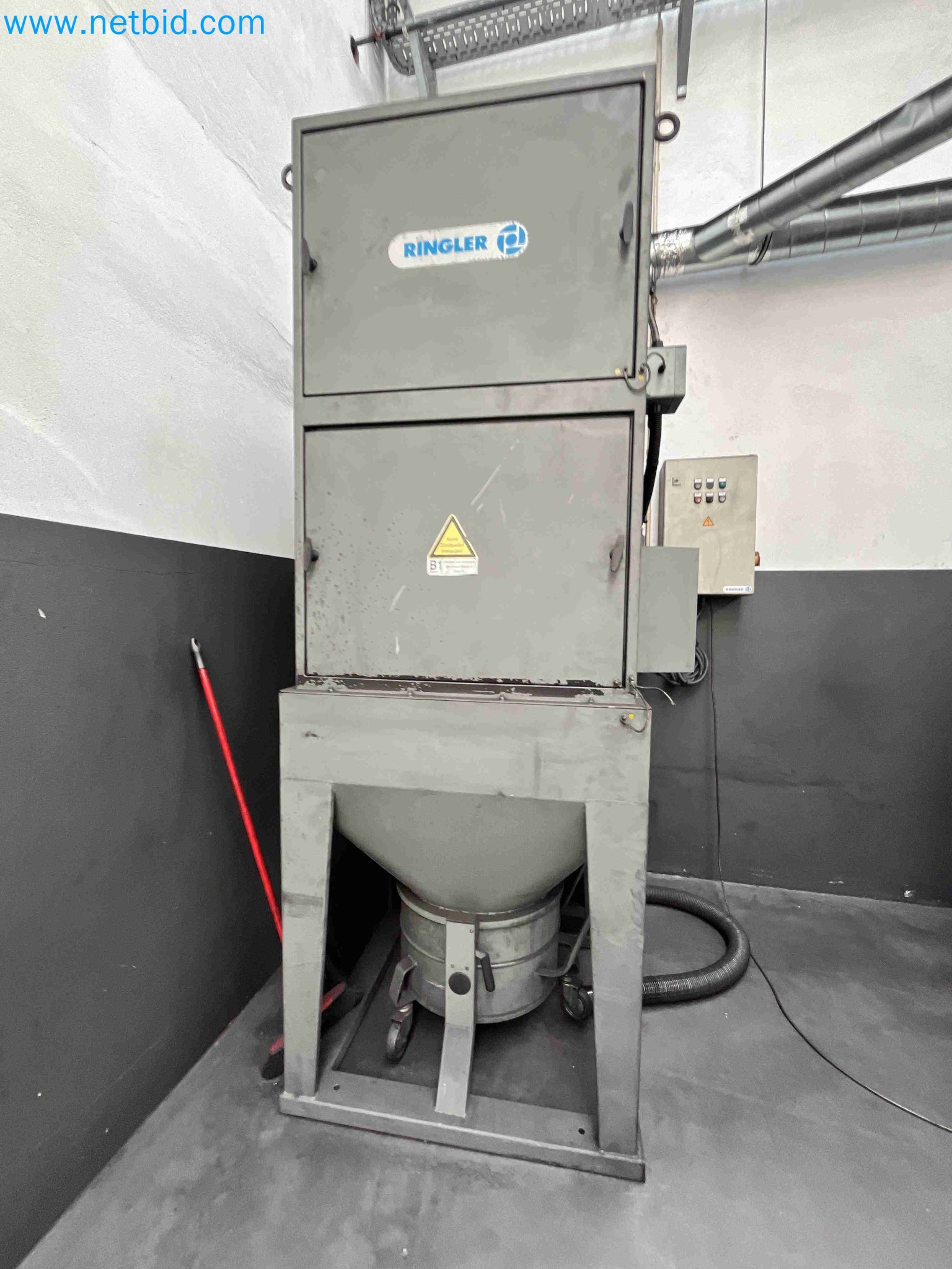 Subasta de maquinaria metalúrgica proveniente de varios cierres empresariales en Portugal-26