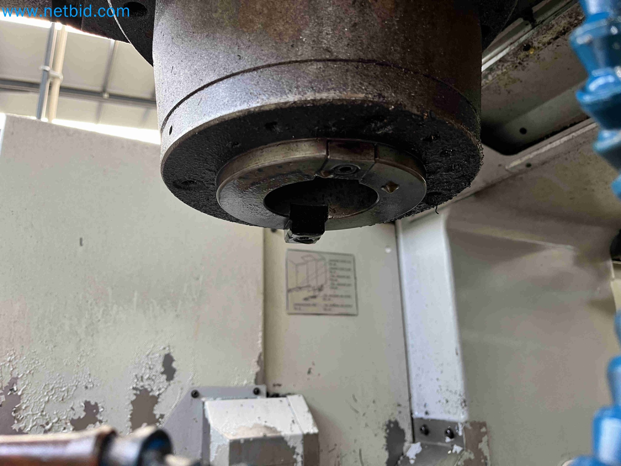 Aukce kovozpracujících stroju z nekolika uzavrených podniku v Portugalsku-11