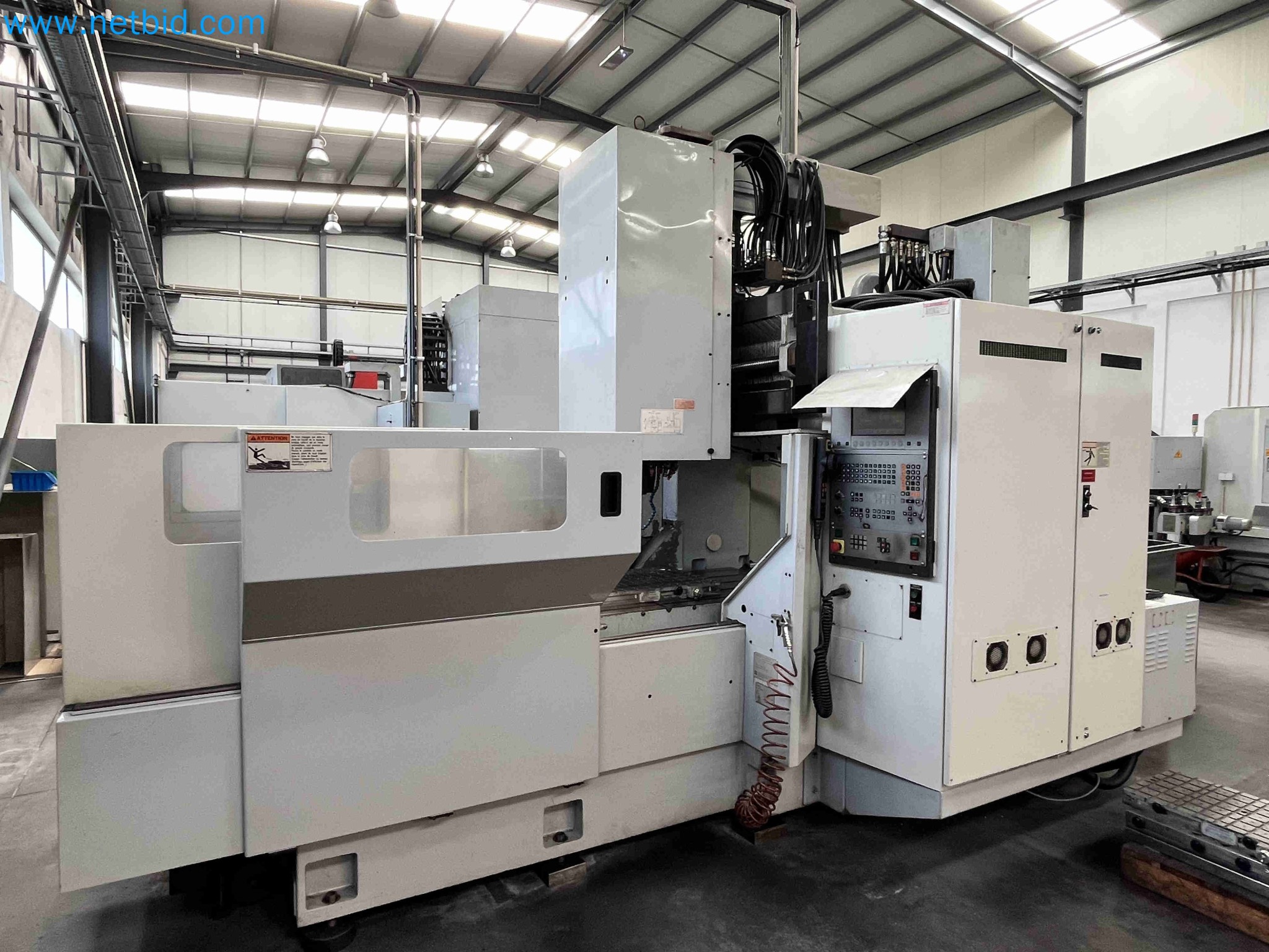 Aukce kovozpracujících stroju z nekolika uzavrených podniku v Portugalsku-2