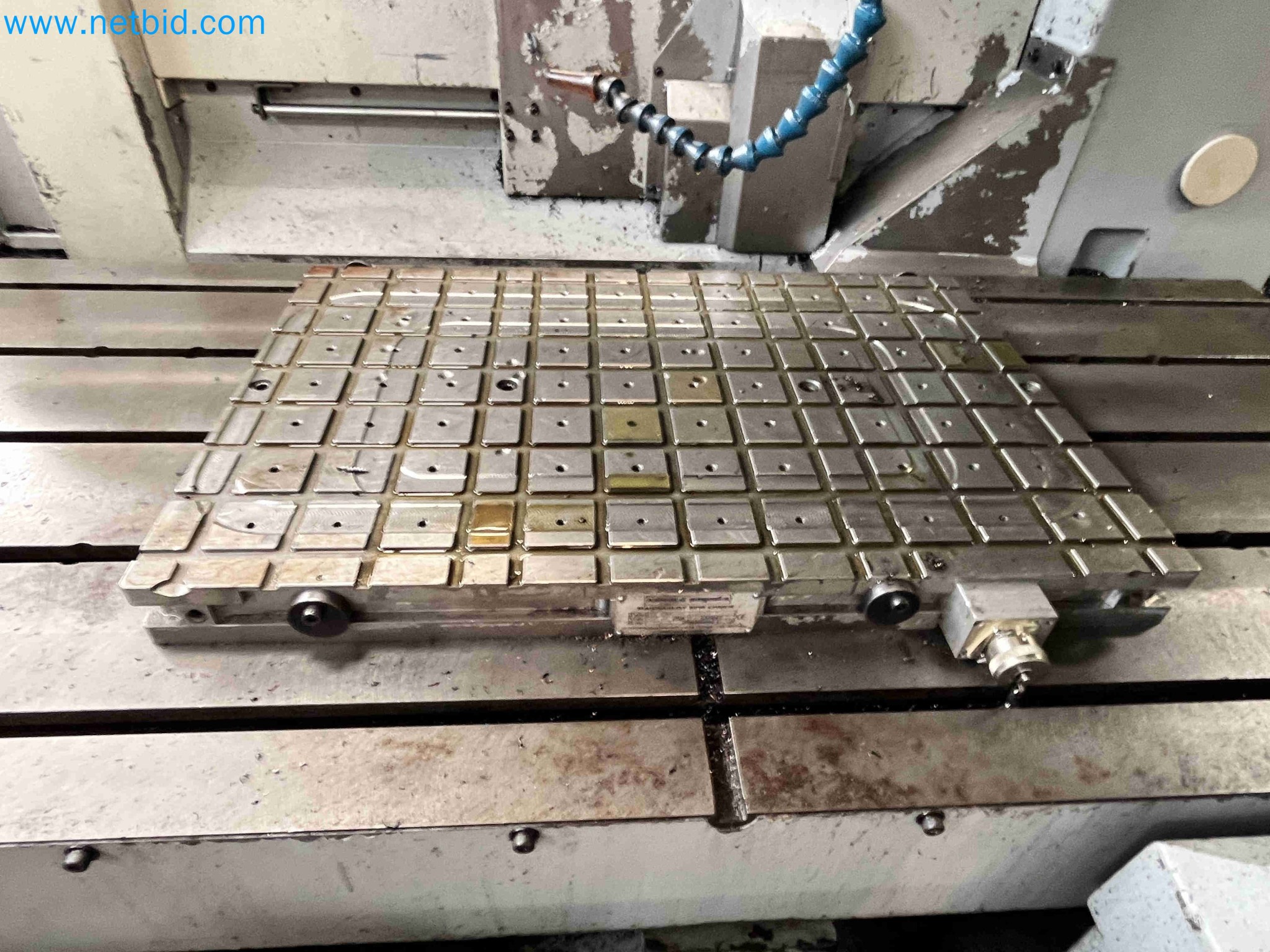 Aukce kovozpracujících stroju z nekolika uzavrených podniku v Portugalsku-7