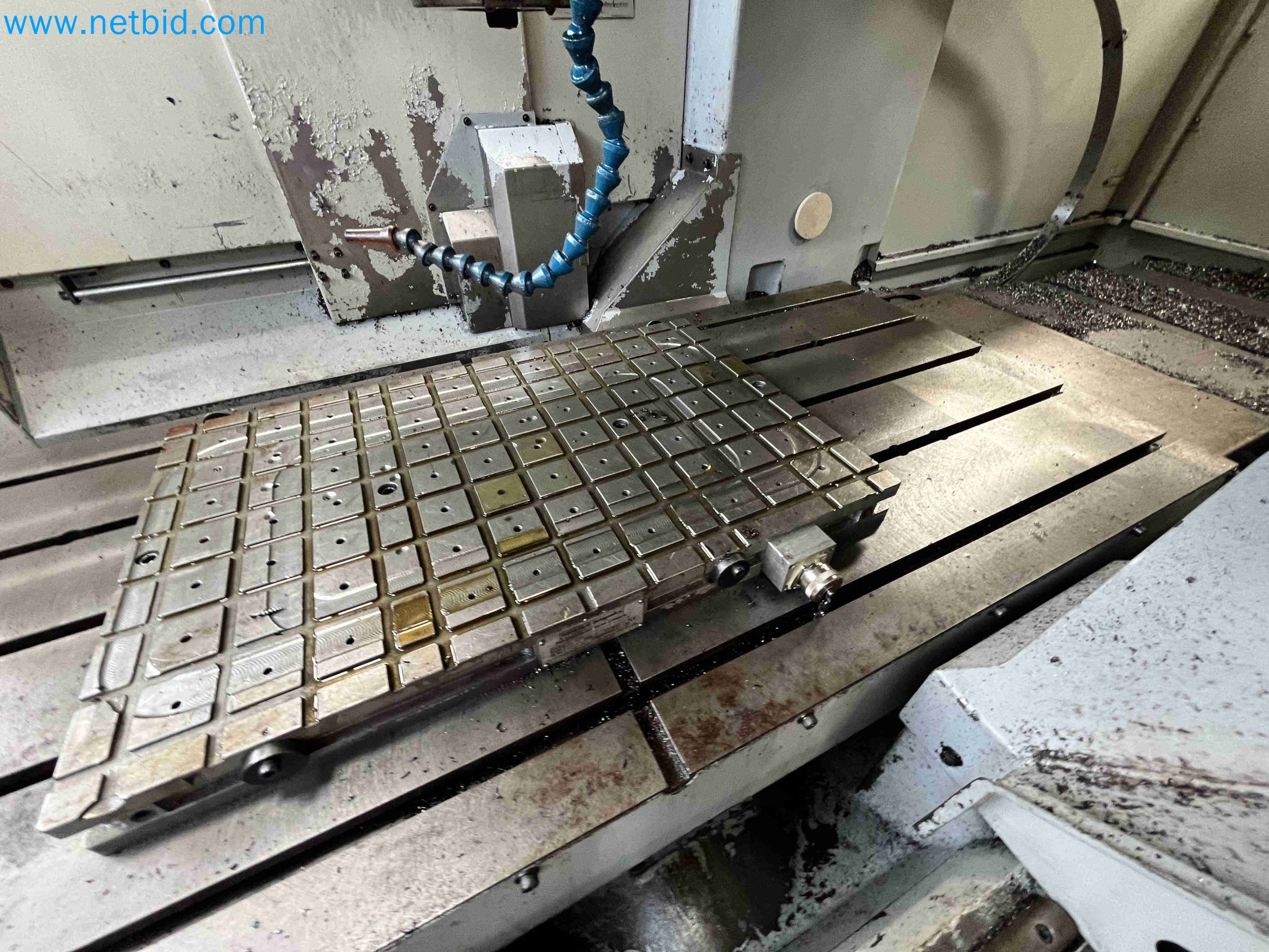 Aukce kovozpracujících stroju z nekolika uzavrených podniku v Portugalsku-9