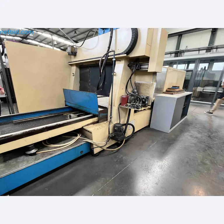 Komplette Werkstatten-Schließung – Hochwertige Maschinen für die Metallbearbeitung-18