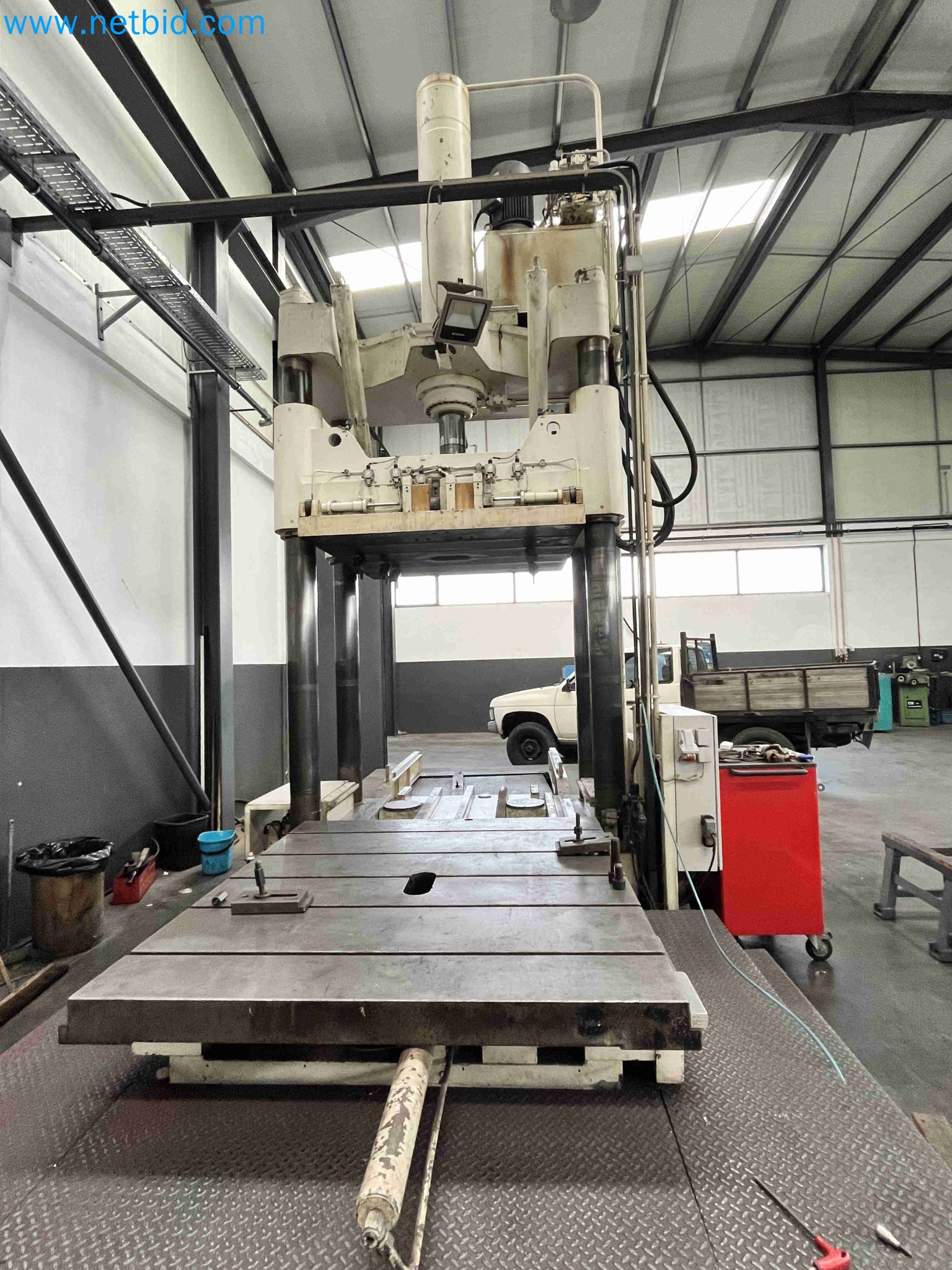 Auction of Metalworking Machinery from Multiple Business Closures in Portugal-4