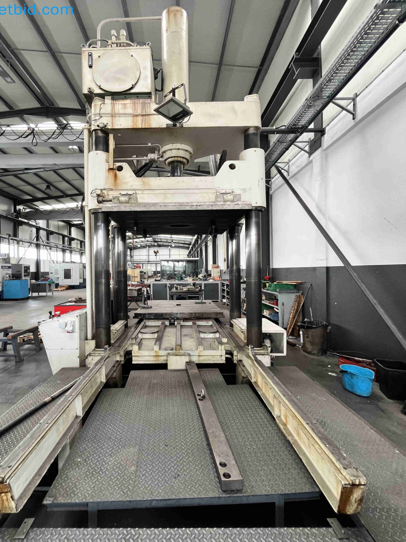 Auction of Metalworking Machinery from Multiple Business Closures in Portugal-7