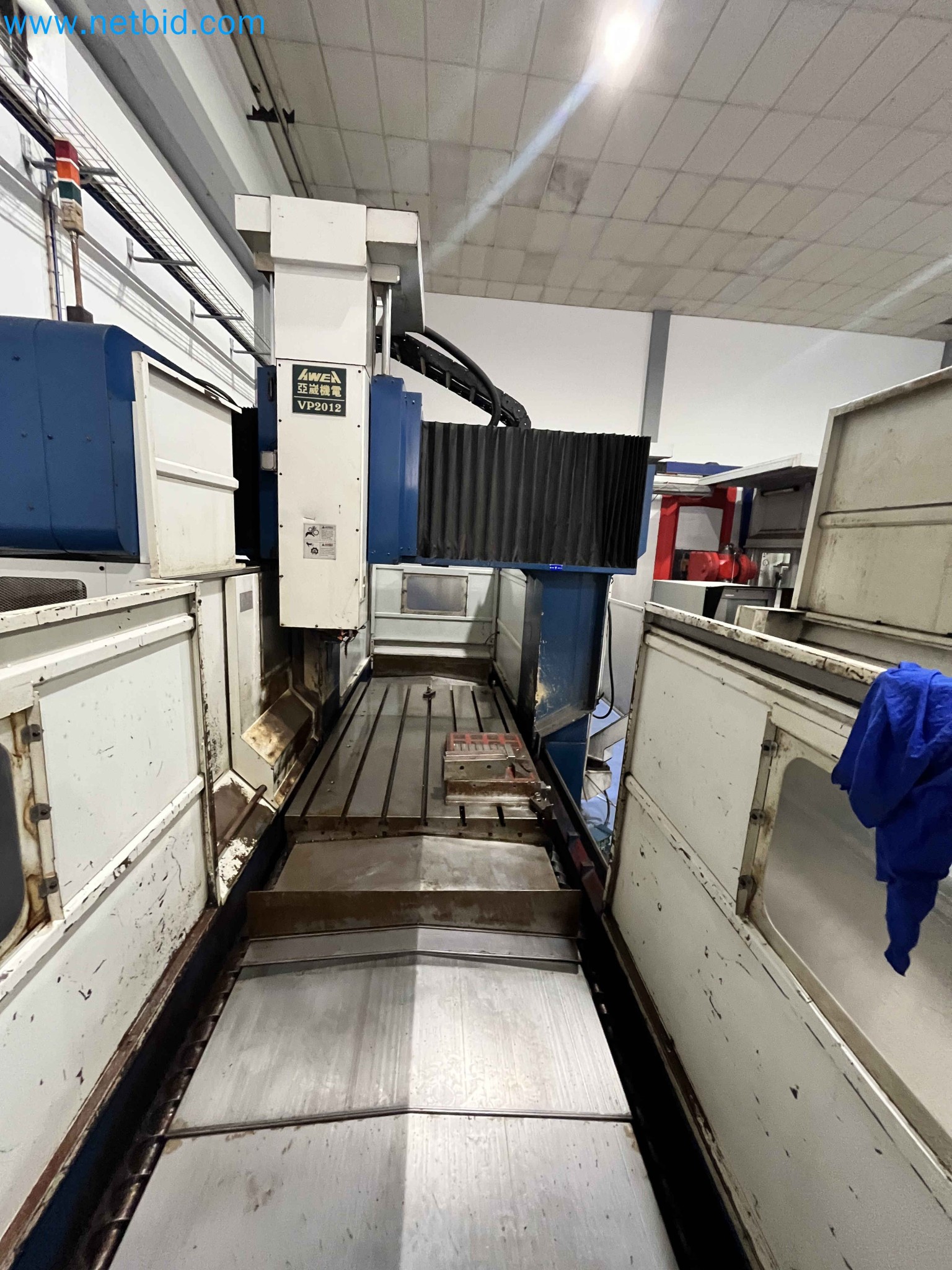 Dražba strojev za obdelavo kovin iz vec zaprtih podjetij na Portugalskem-11