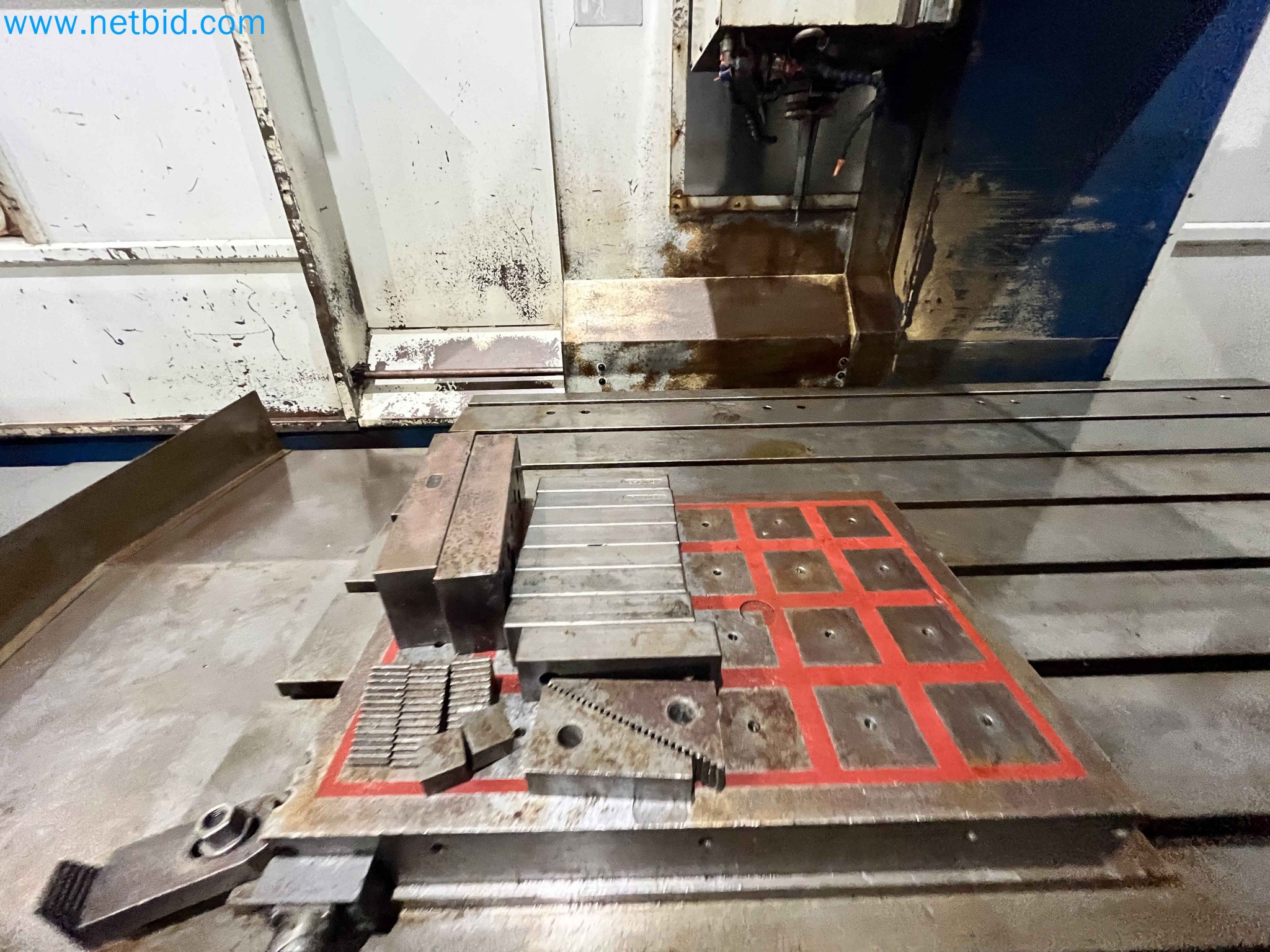 Dražba strojev za obdelavo kovin iz vec zaprtih podjetij na Portugalskem-16