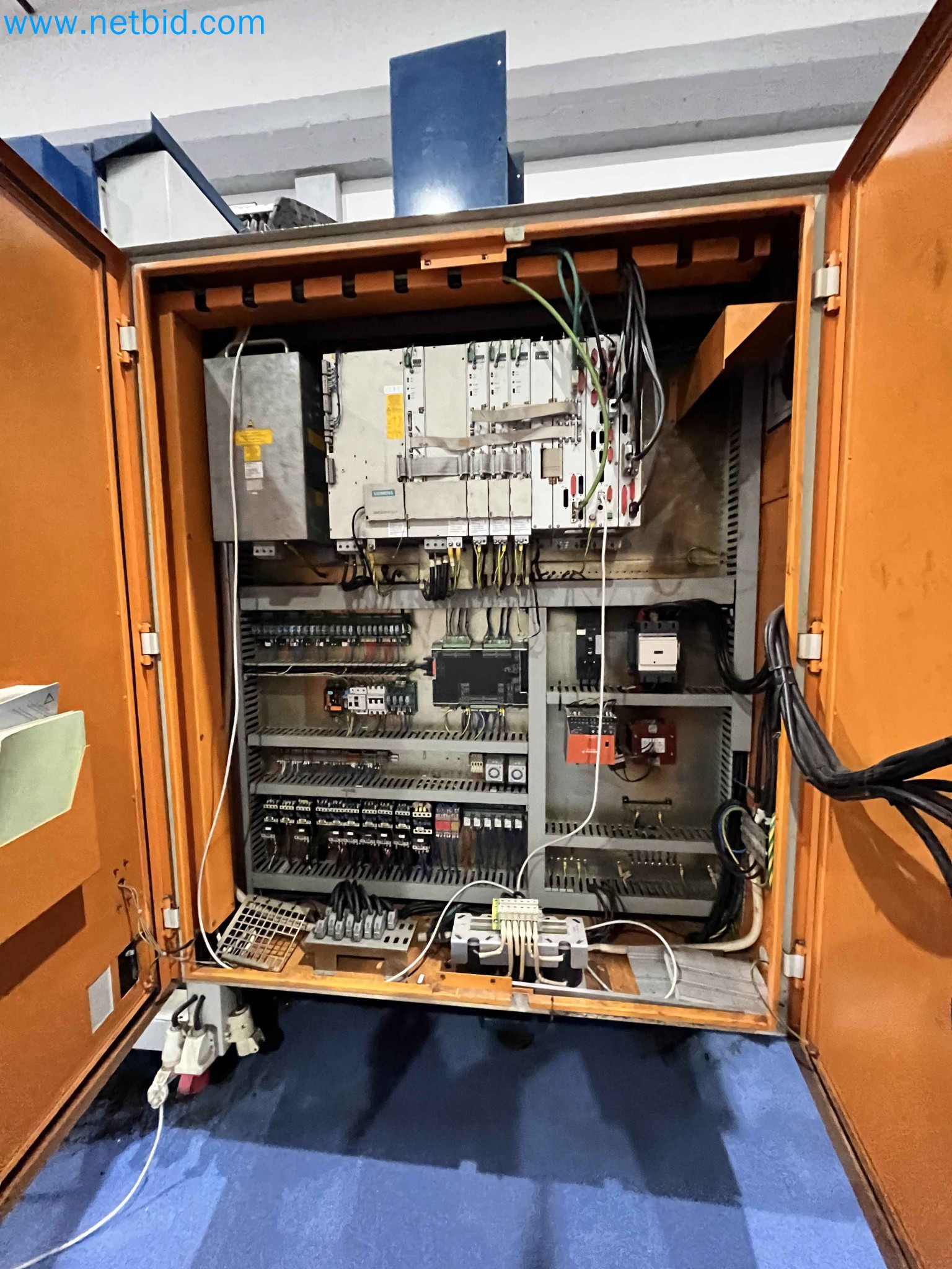 Dražba strojev za obdelavo kovin iz vec zaprtih podjetij na Portugalskem-30