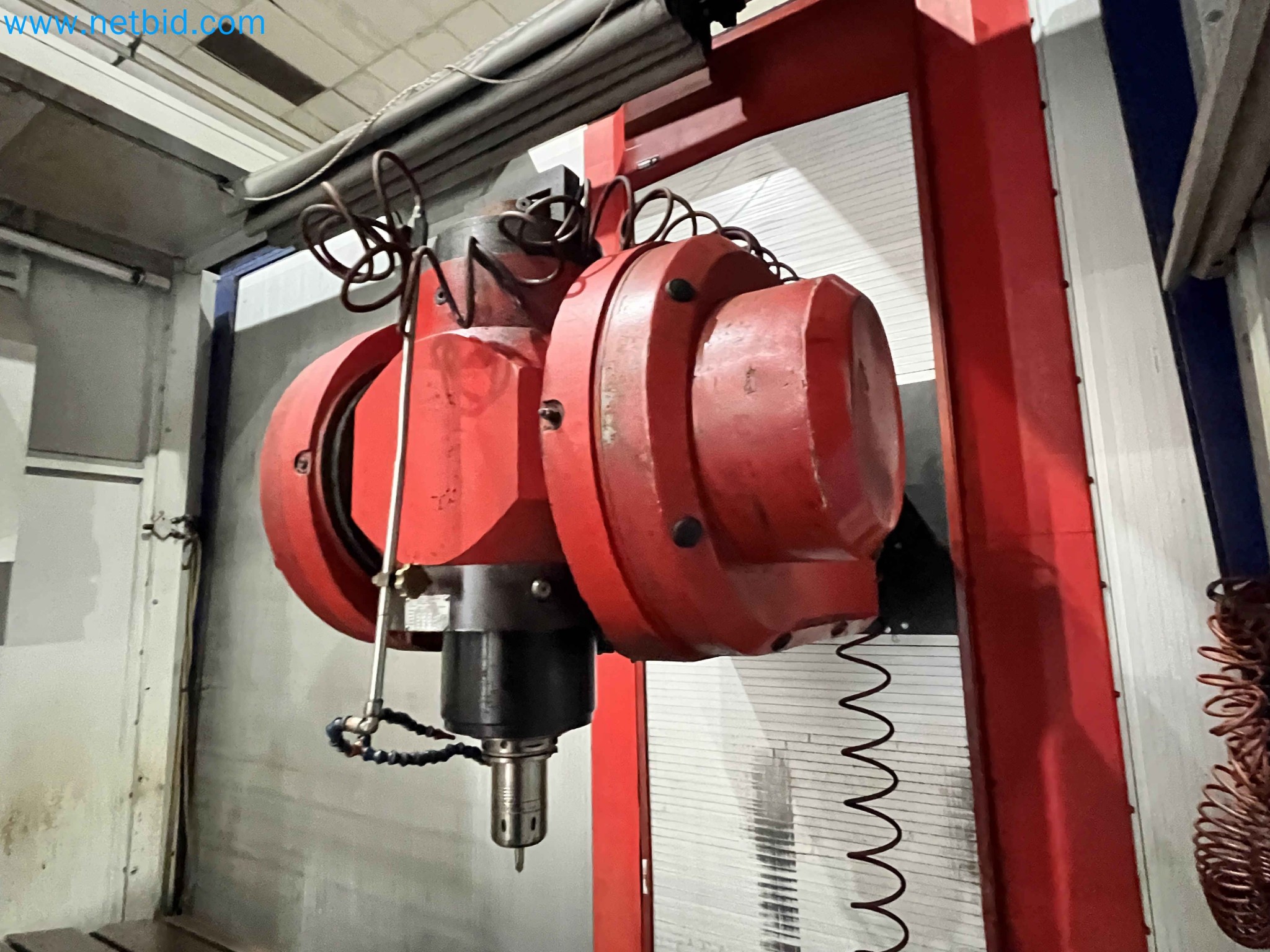 Subasta de maquinaria metalúrgica proveniente de varios cierres empresariales en Portugal-11