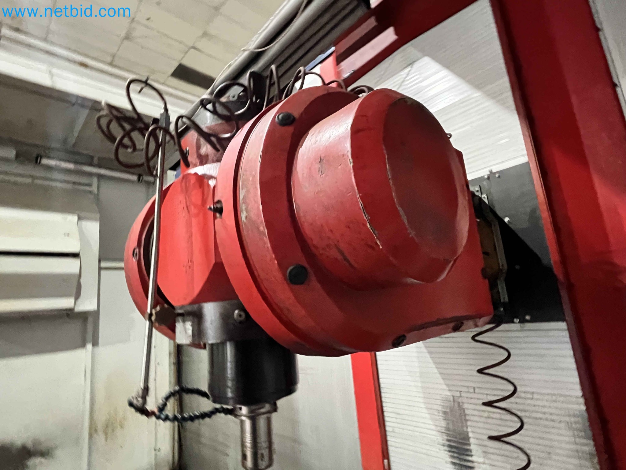 Subasta de maquinaria metalúrgica proveniente de varios cierres empresariales en Portugal-12