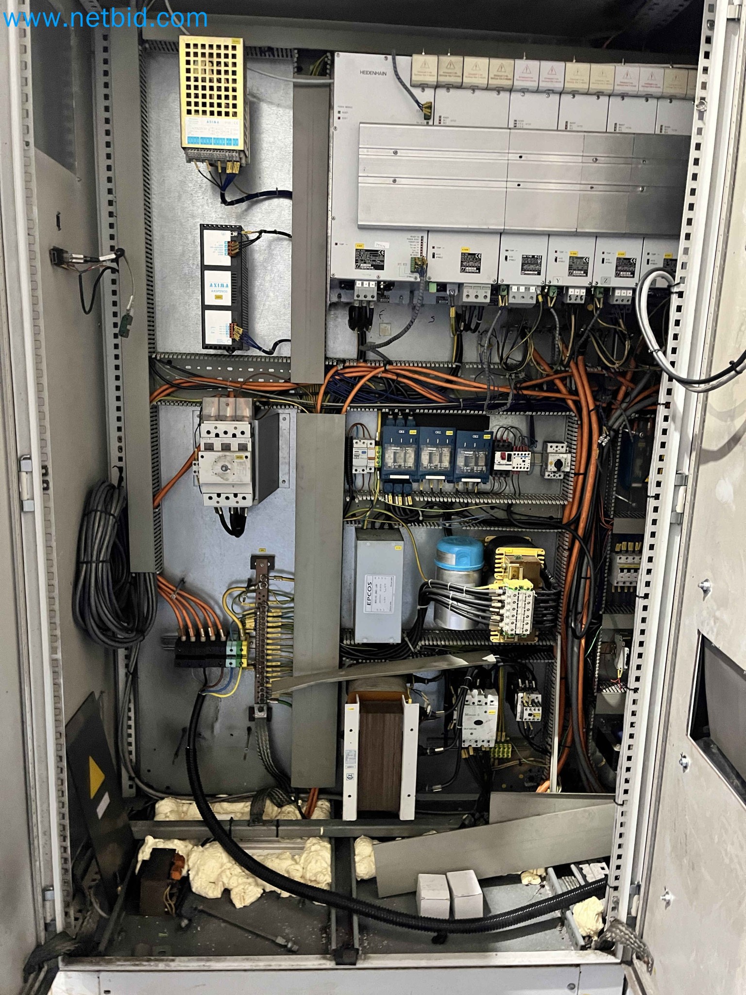 Subasta de maquinaria metalúrgica proveniente de varios cierres empresariales en Portugal-35