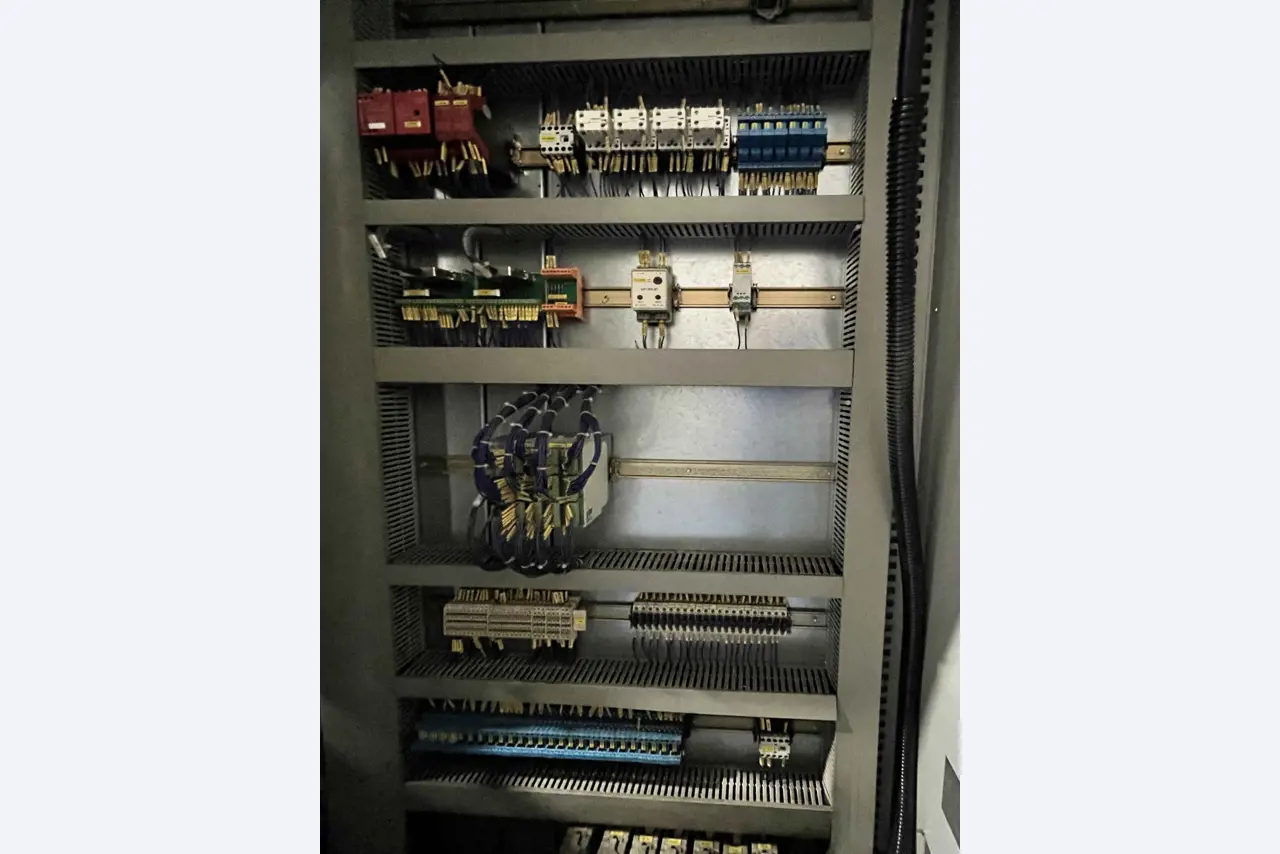 Komplette Werkstatten-Schließung – Hochwertige Maschinen für die Metallbearbeitung-43