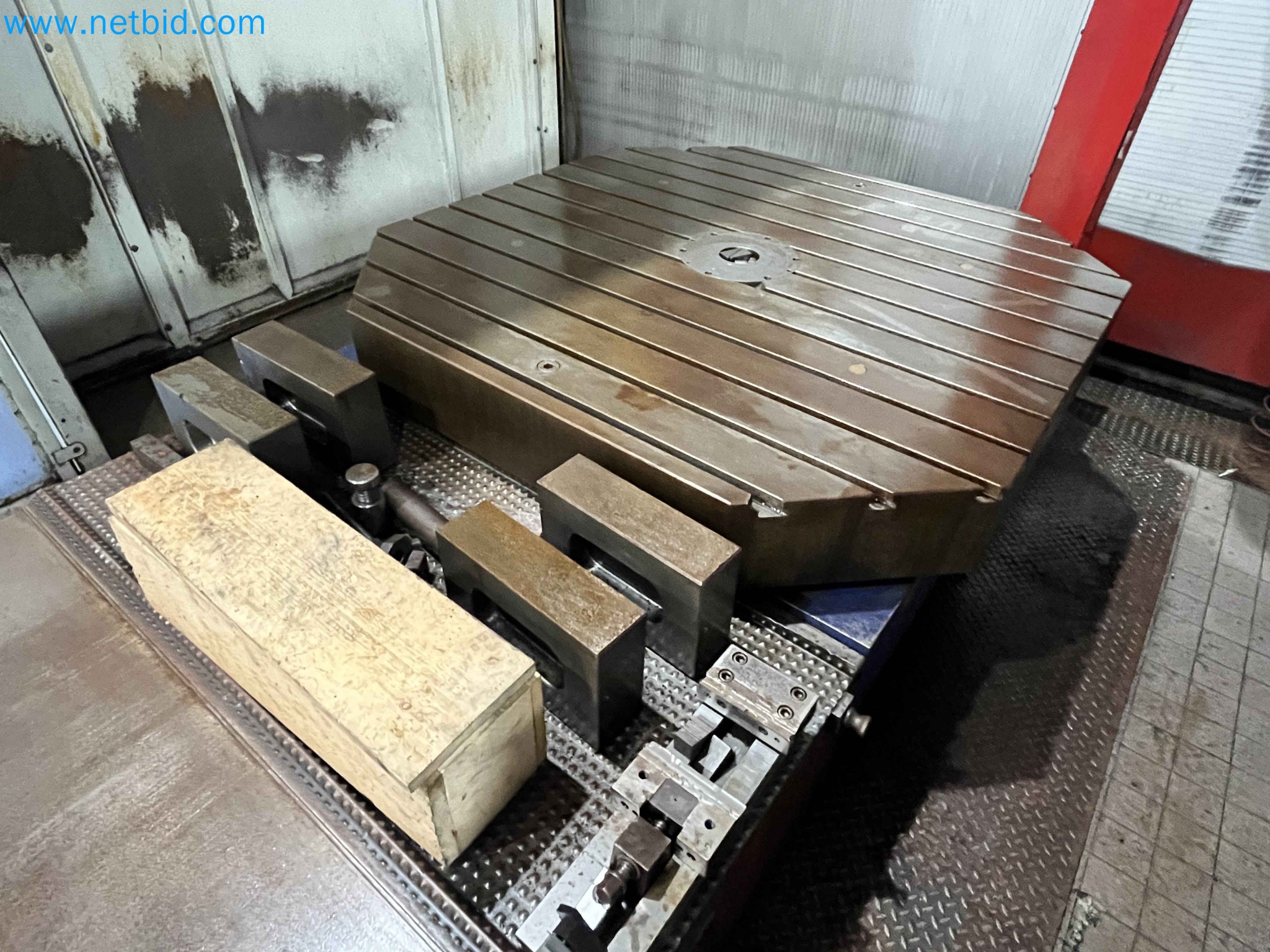 Subasta de maquinaria metalúrgica proveniente de varios cierres empresariales en Portugal-6