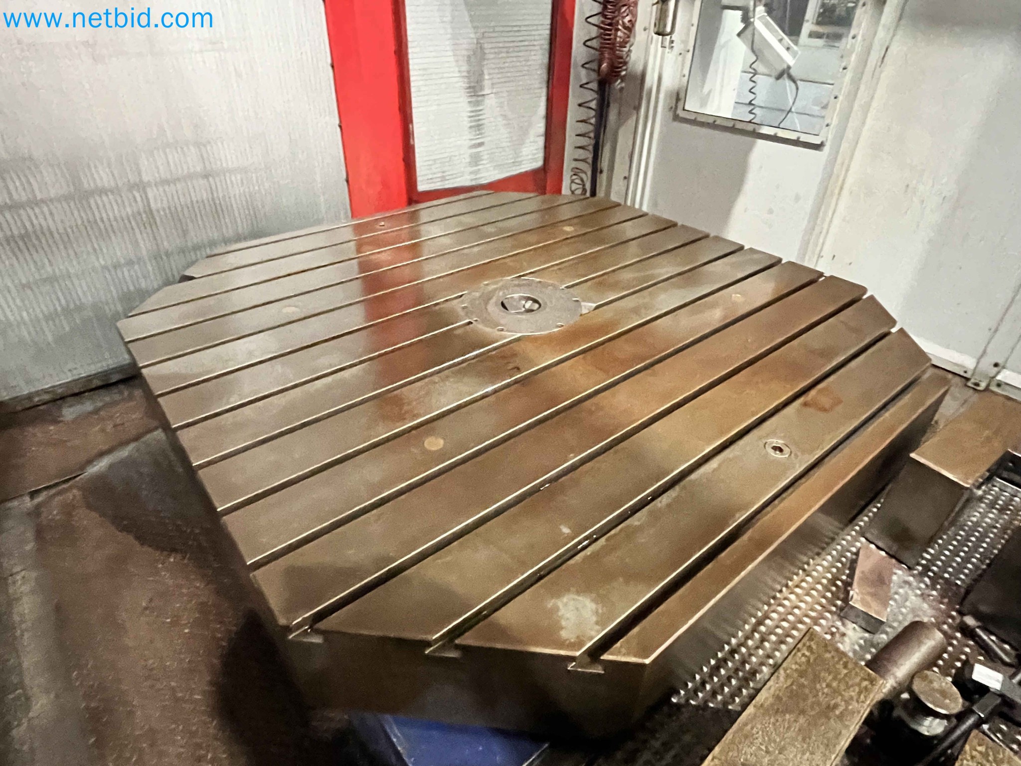 Subasta de maquinaria metalúrgica proveniente de varios cierres empresariales en Portugal-7