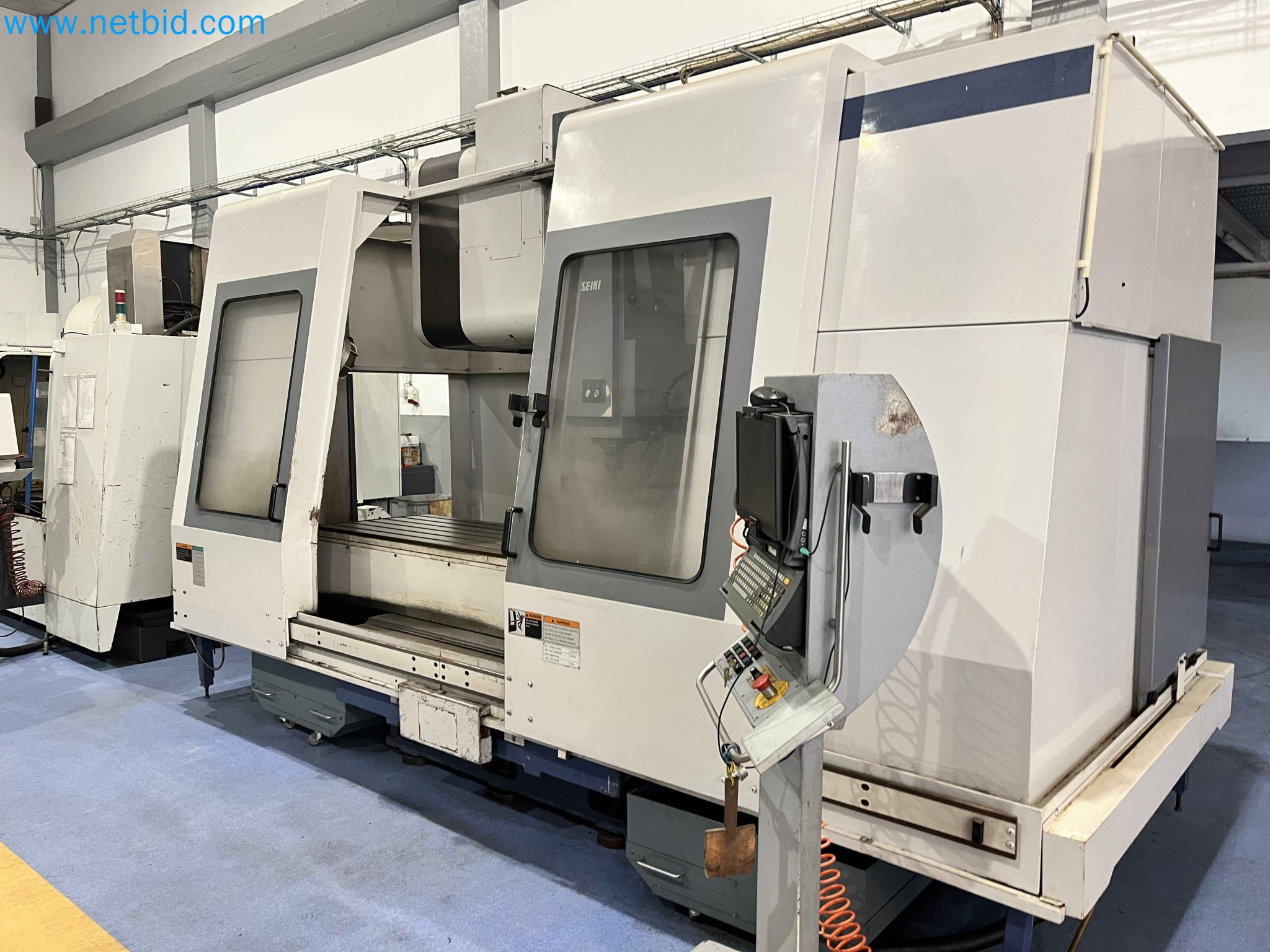 Dražba strojev za obdelavo kovin iz vec zaprtih podjetij na Portugalskem-12