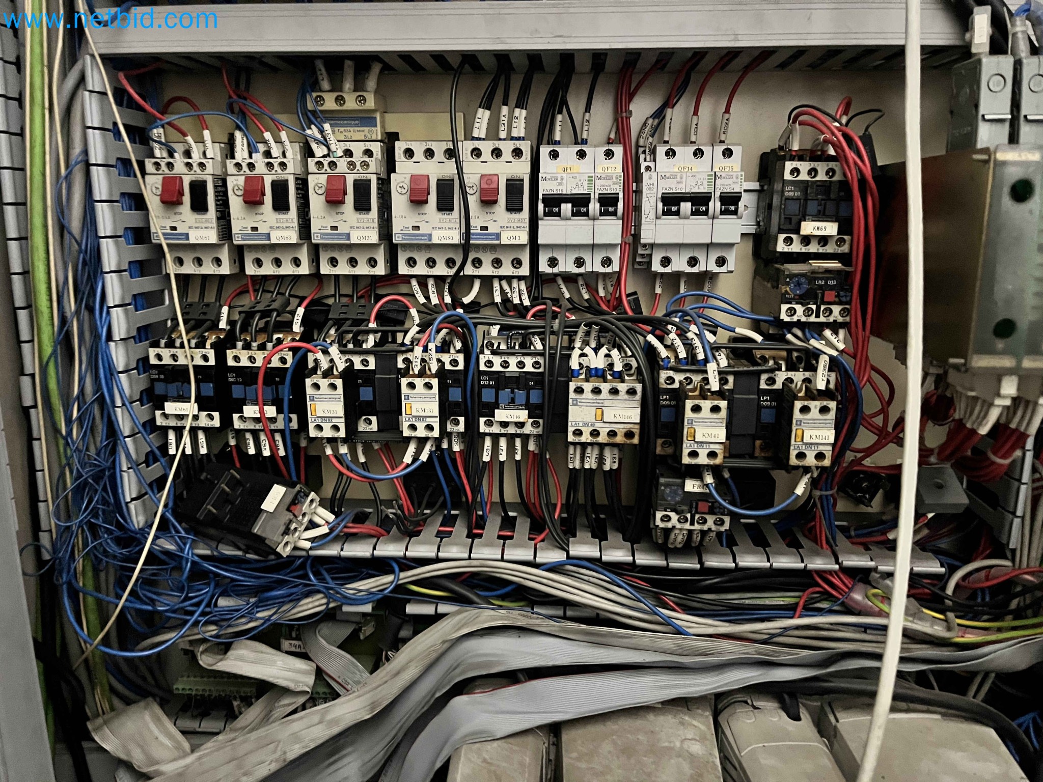Dražba strojev za obdelavo kovin iz vec zaprtih podjetij na Portugalskem-20