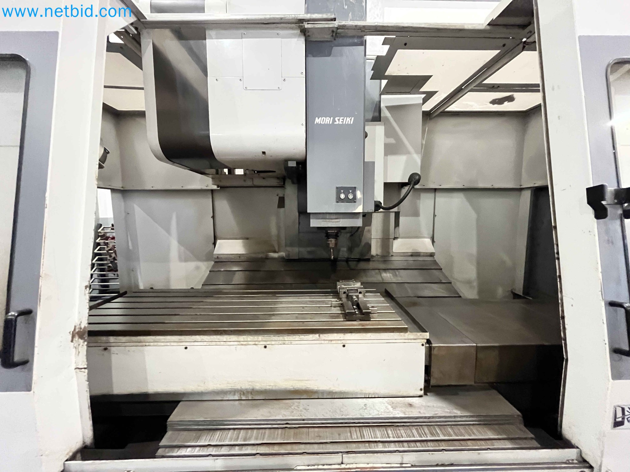 Dražba strojev za obdelavo kovin iz vec zaprtih podjetij na Portugalskem-3