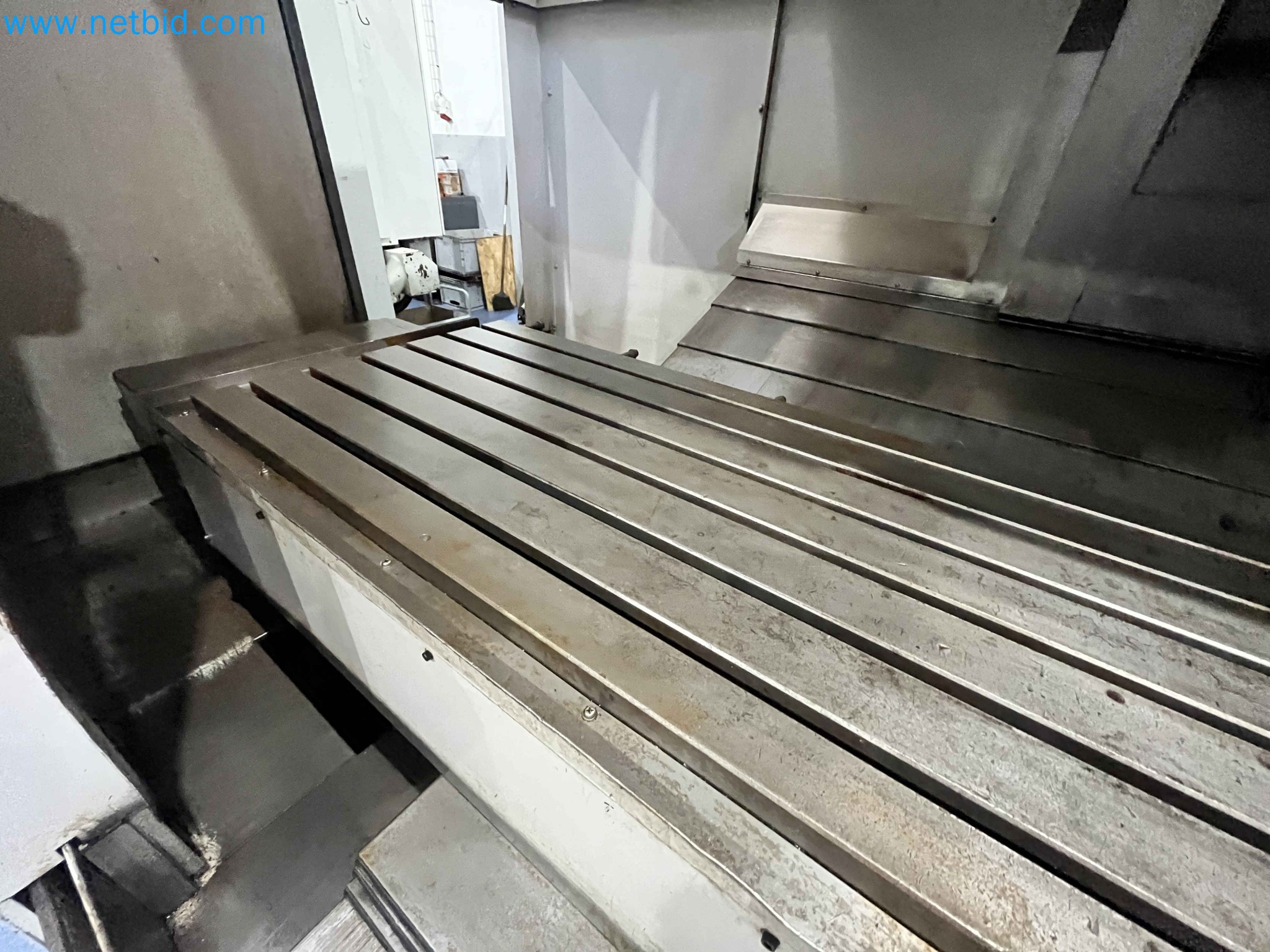 Dražba strojev za obdelavo kovin iz vec zaprtih podjetij na Portugalskem-7