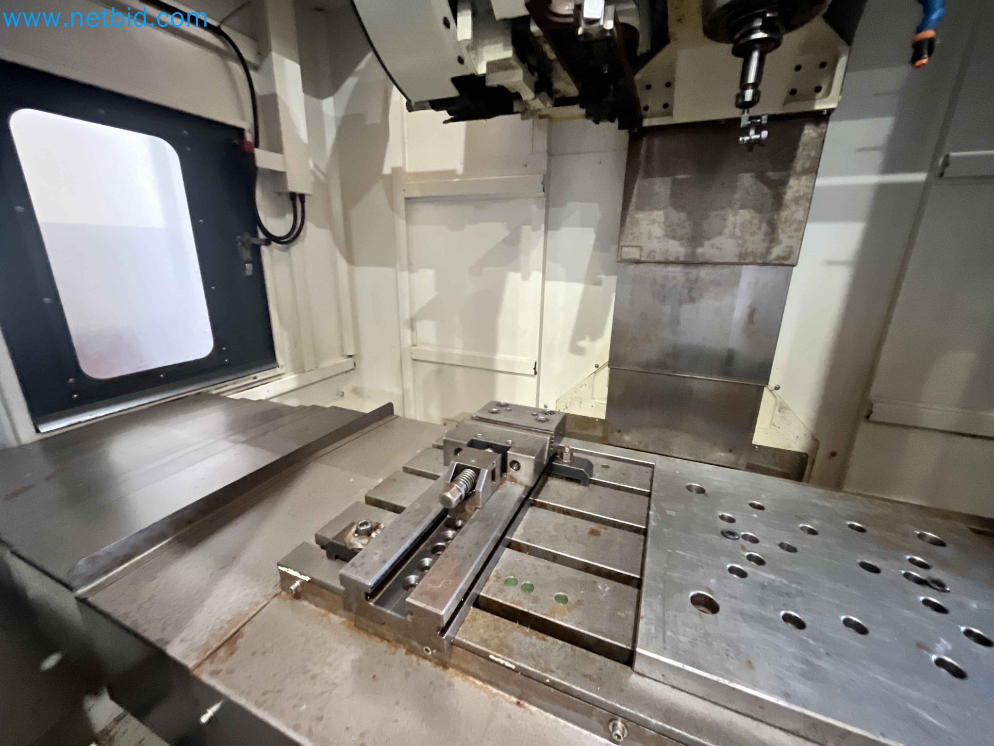 Dražba strojev za obdelavo kovin iz vec zaprtih podjetij na Portugalskem-8