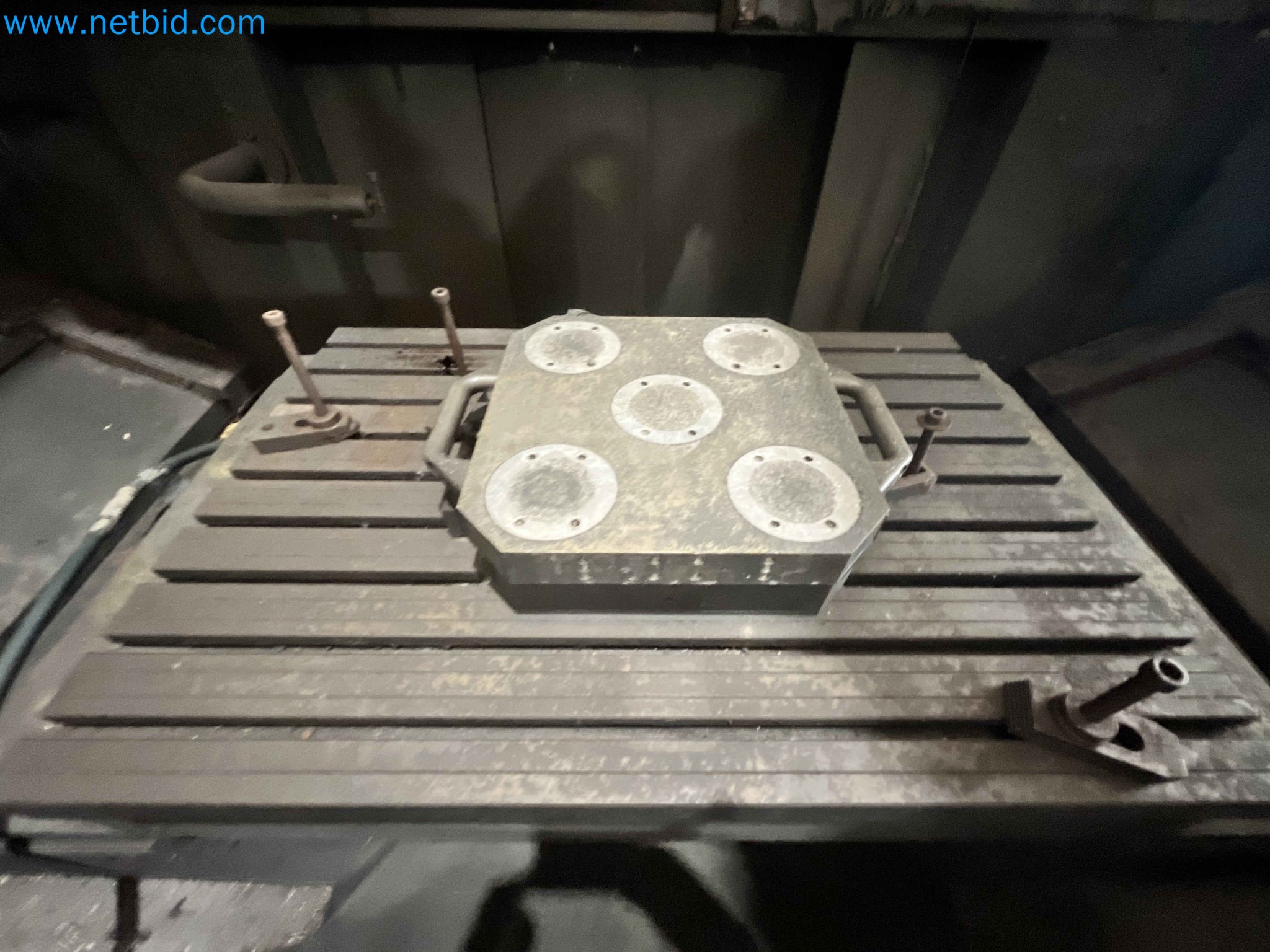 Dražba strojev za obdelavo kovin iz vec zaprtih podjetij na Portugalskem-3